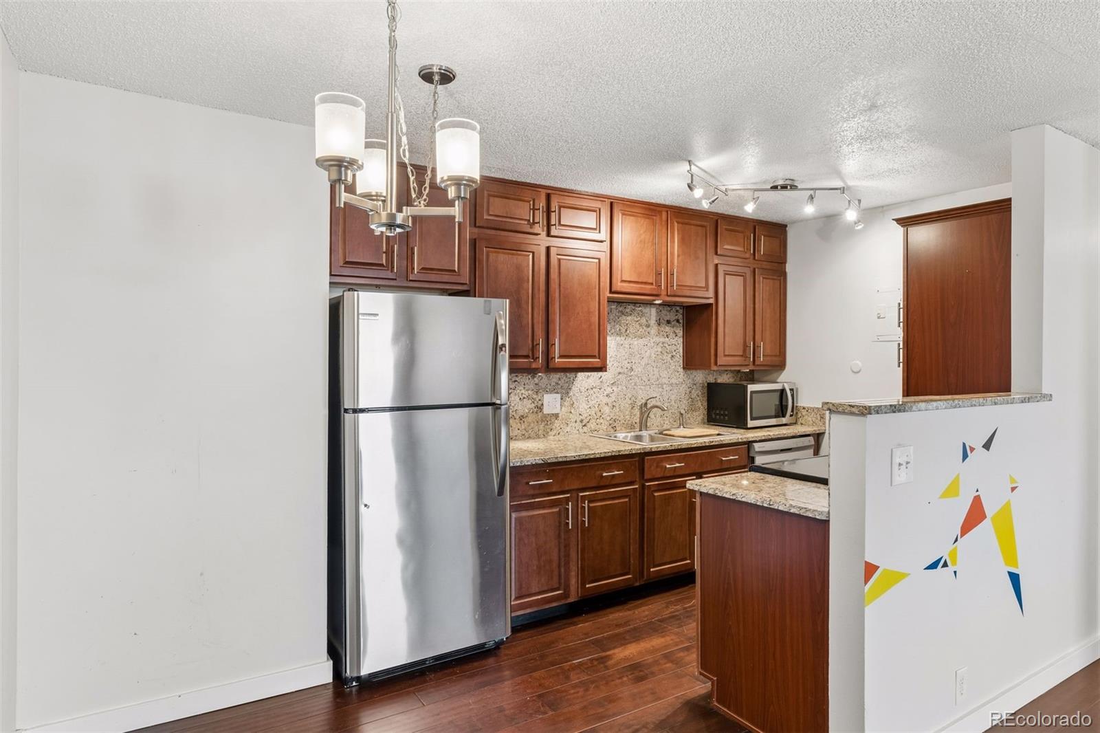 MLS Image #10 for 1233 n ogden street,denver, Colorado
