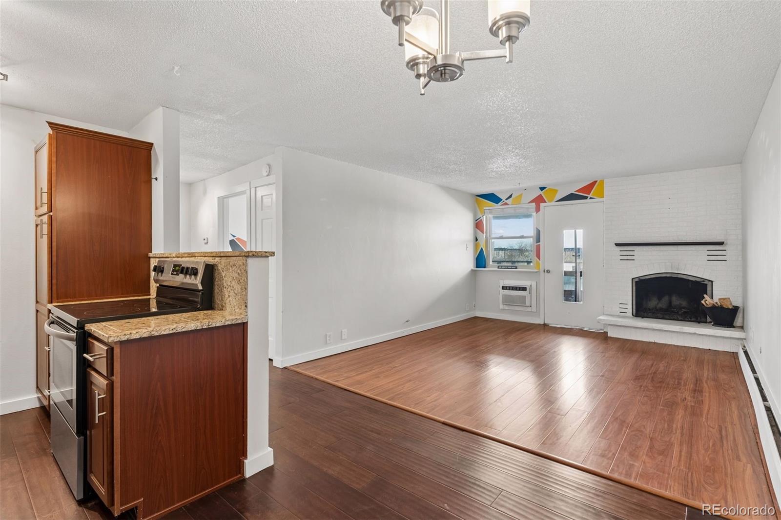 MLS Image #13 for 1233 n ogden street,denver, Colorado