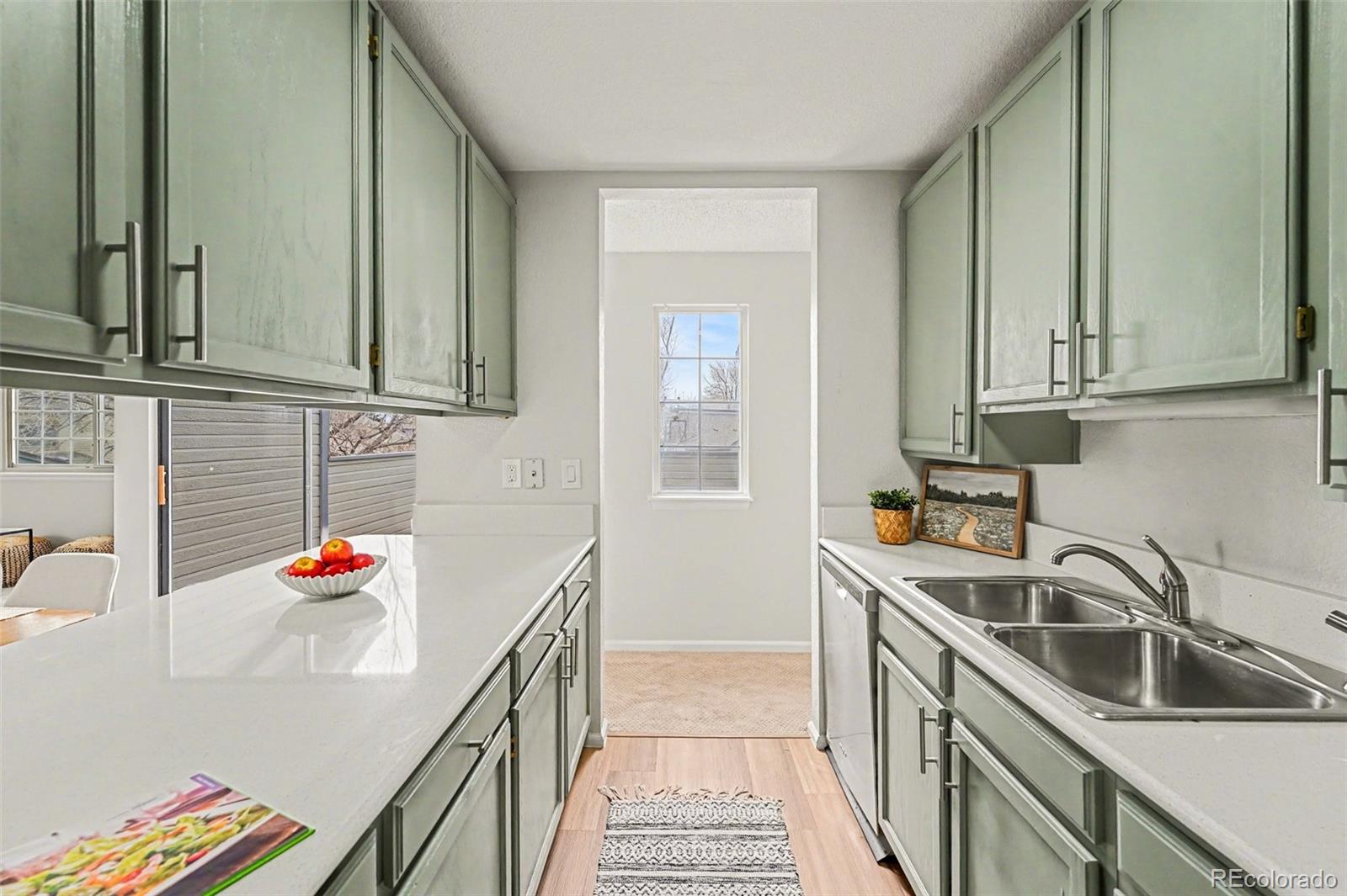 MLS Image #13 for 9175 w cedar drive e,lakewood, Colorado