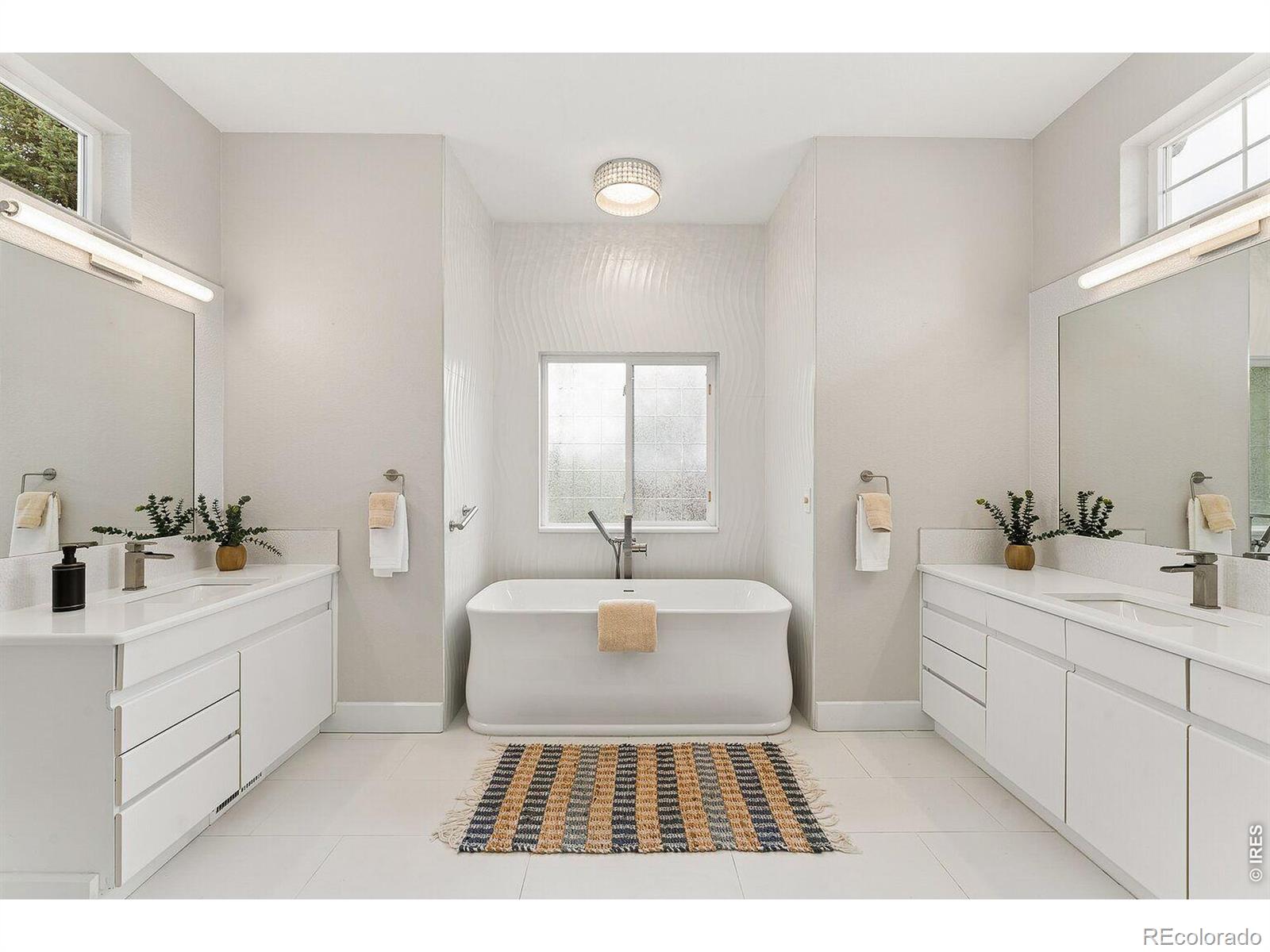MLS Image #17 for 107  blue heron court,mead, Colorado