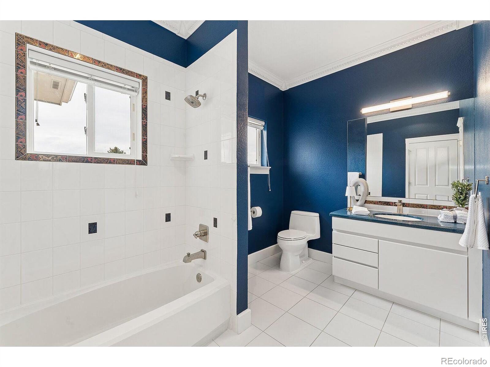 MLS Image #20 for 107  blue heron court,mead, Colorado