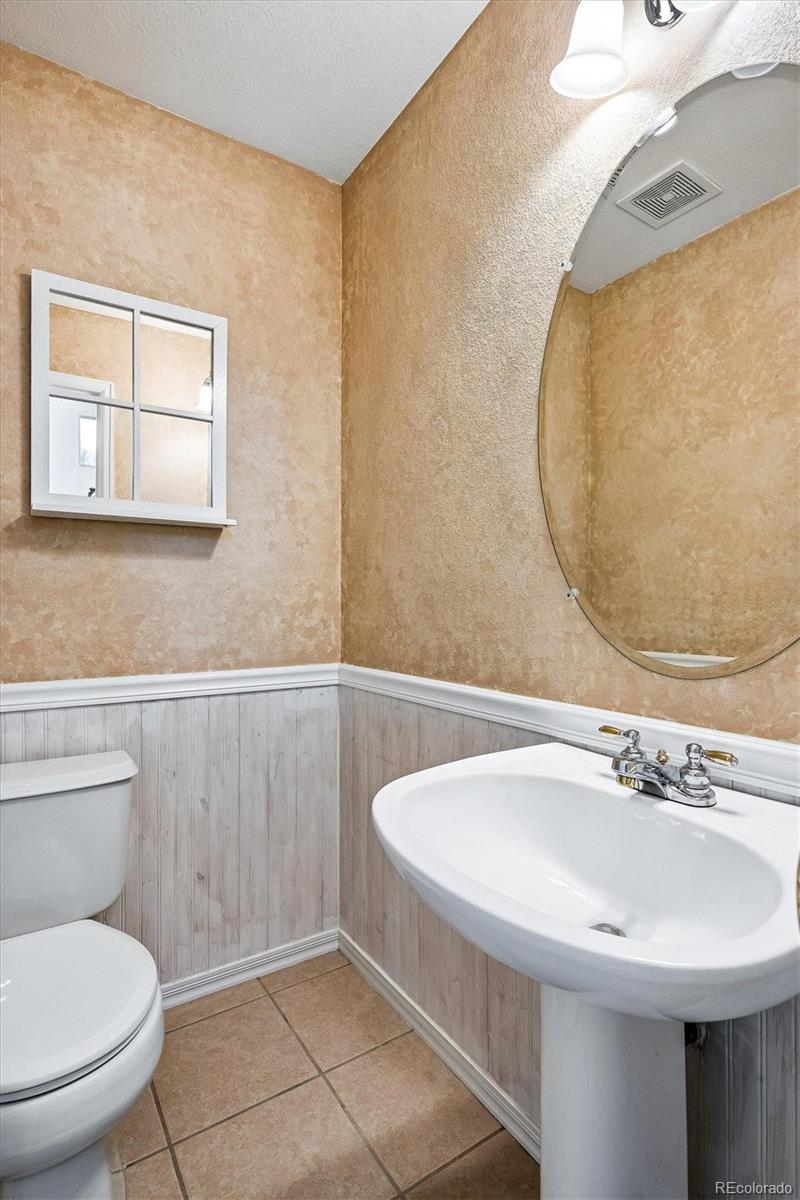 MLS Image #14 for 6299  shannon trail,highlands ranch, Colorado