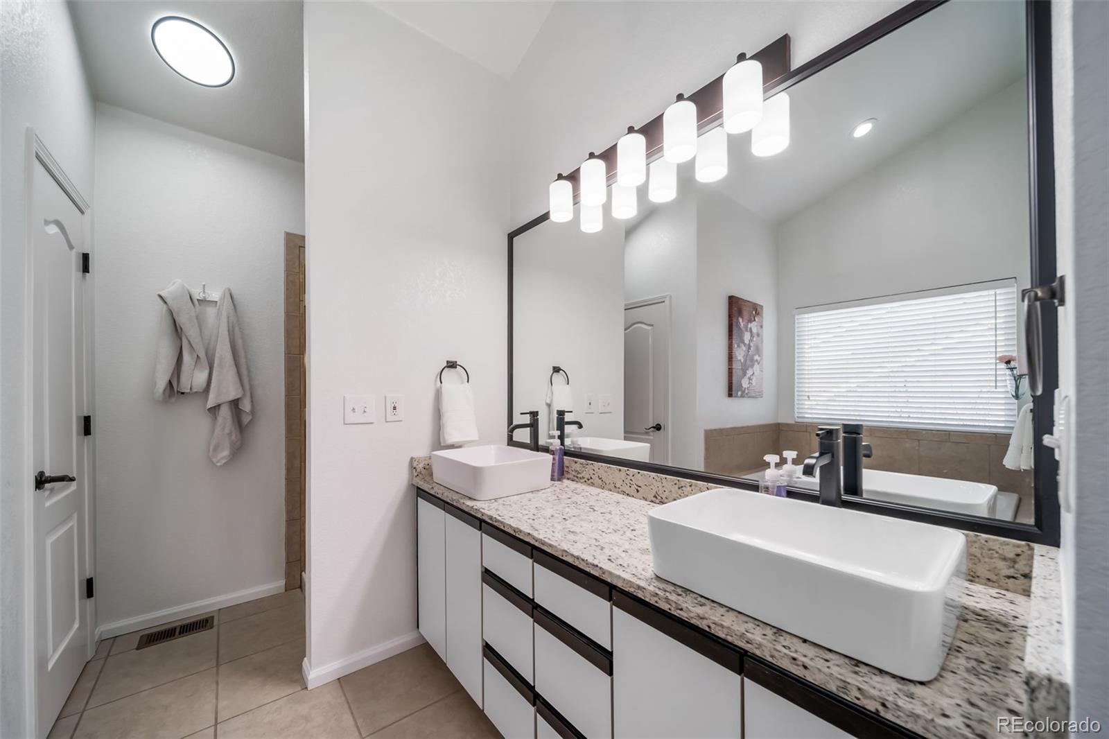 MLS Image #17 for 8336 w canyon place,littleton, Colorado