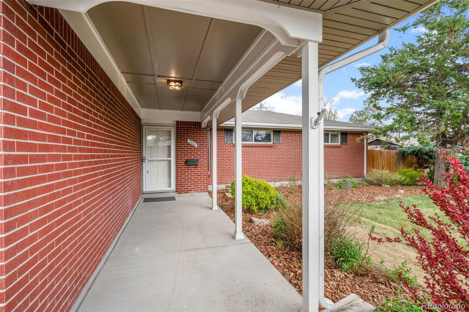 MLS Image #3 for 3260 s fulton court,denver, Colorado