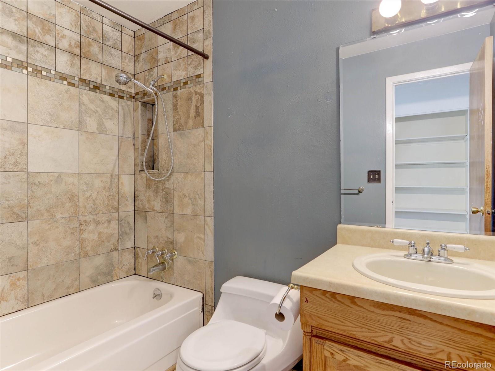 MLS Image #10 for 6538 s everett way,littleton, Colorado