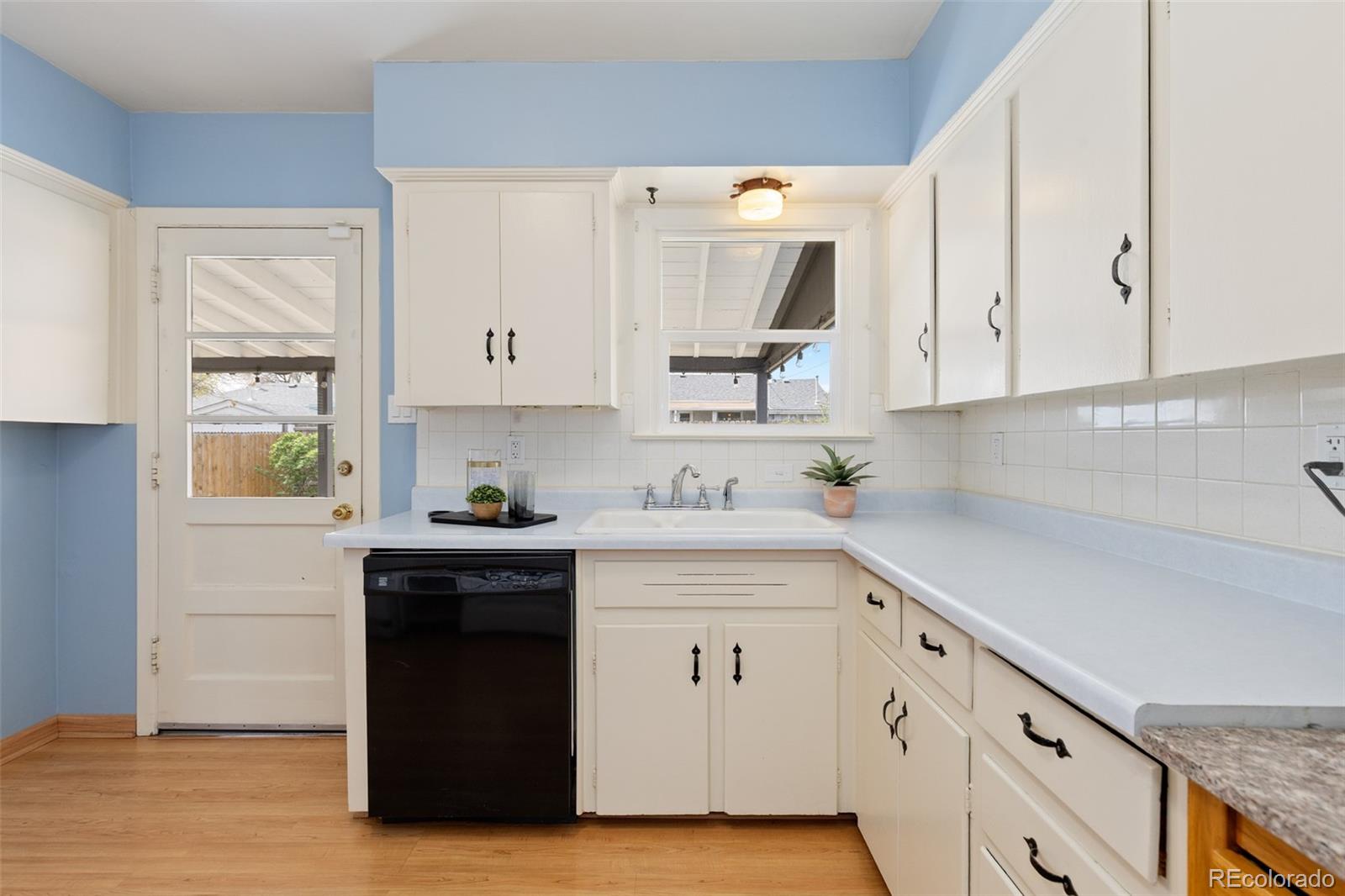 MLS Image #22 for 1629 s mabry way,denver, Colorado