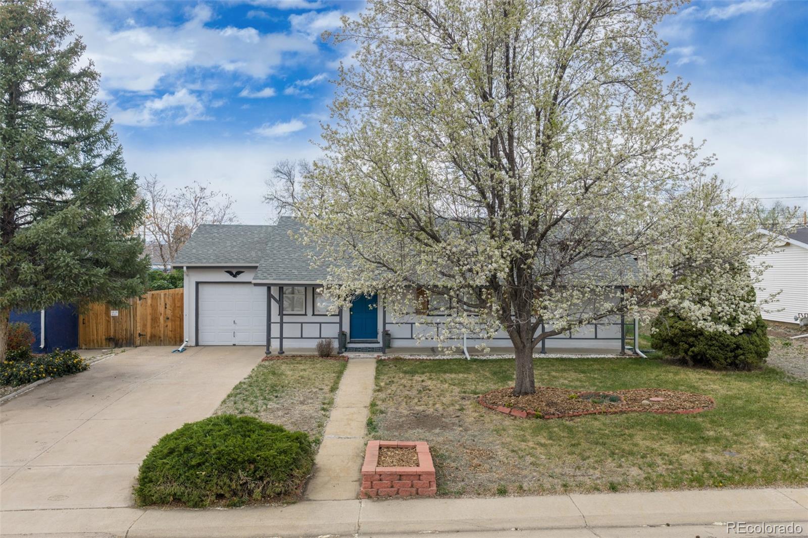 MLS Image #41 for 1629 s mabry way,denver, Colorado