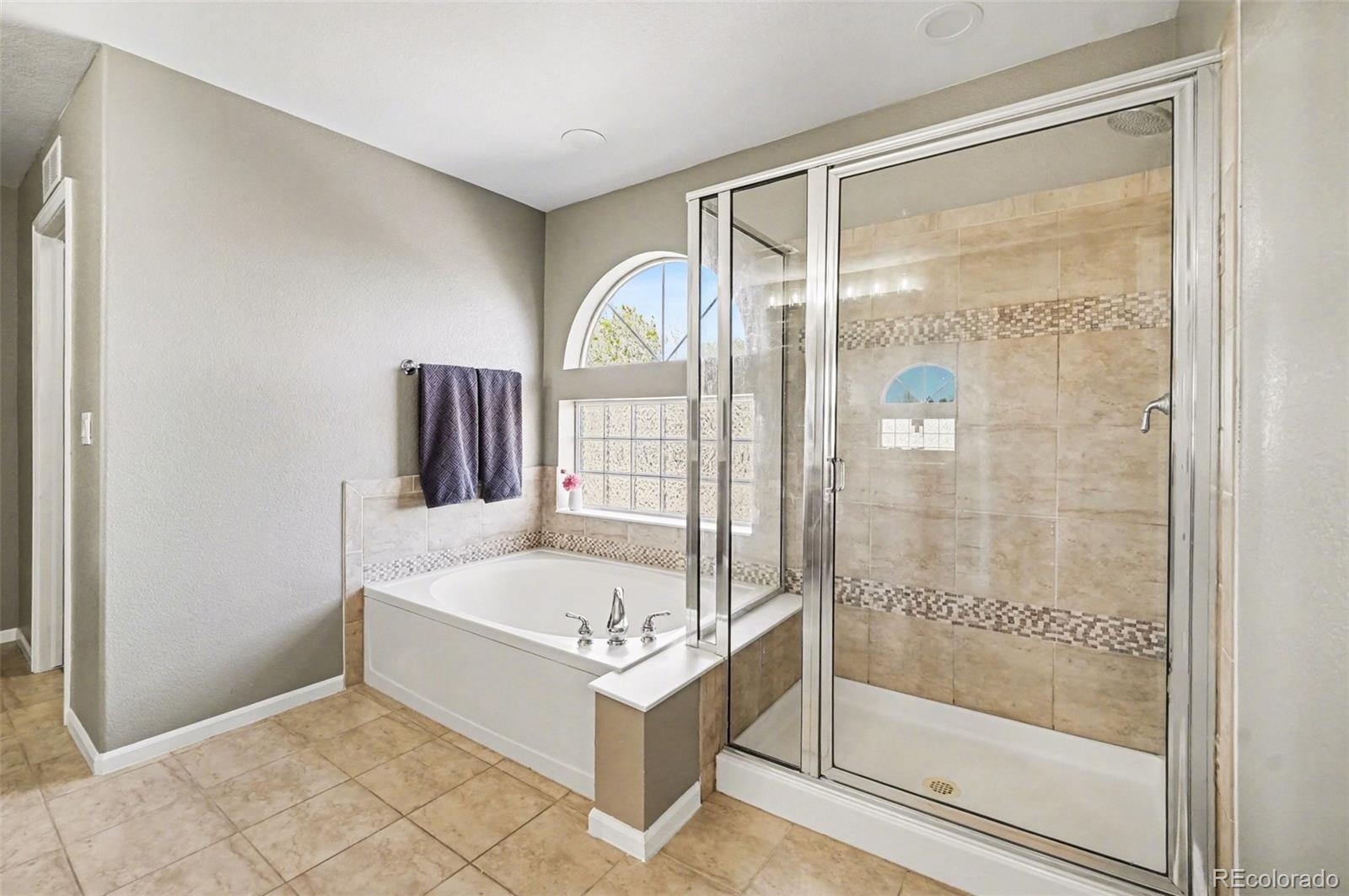 MLS Image #15 for 4647  longs court,broomfield, Colorado