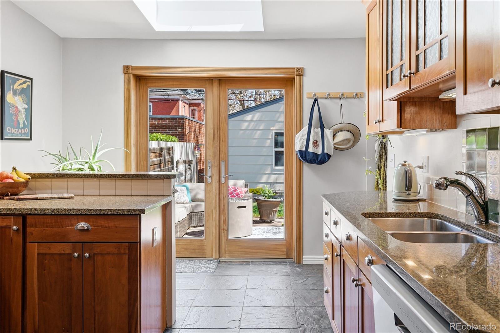 MLS Image #13 for 1624  vine street,denver, Colorado