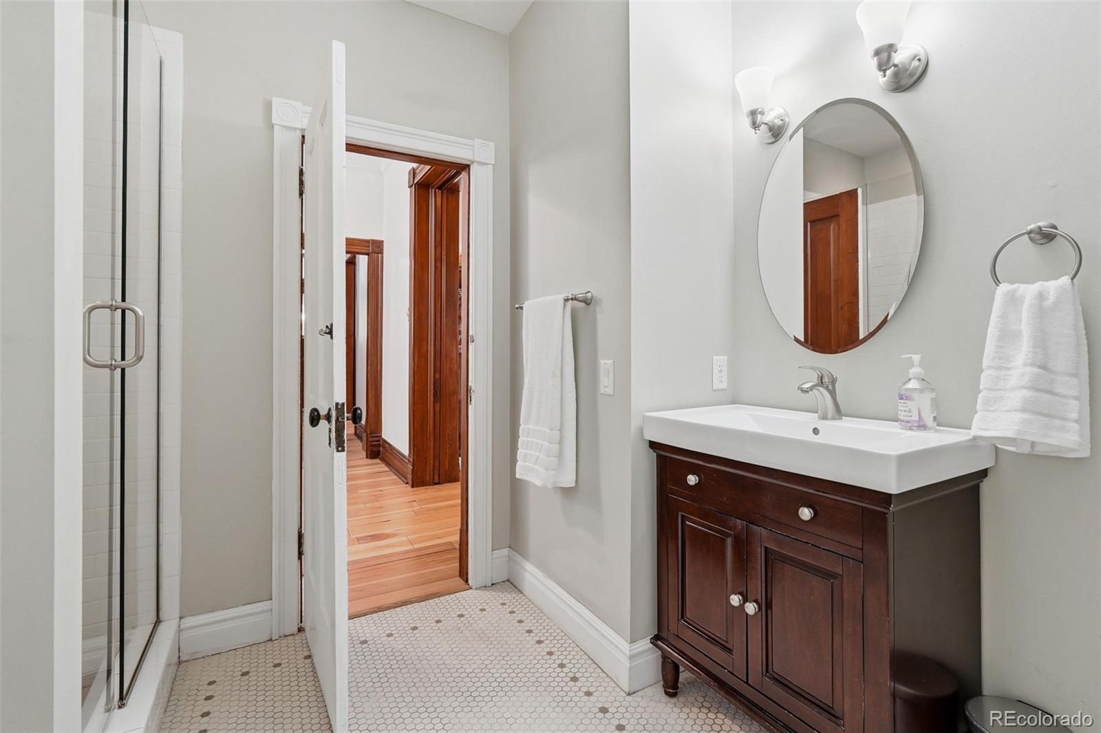 MLS Image #23 for 1624  vine street,denver, Colorado