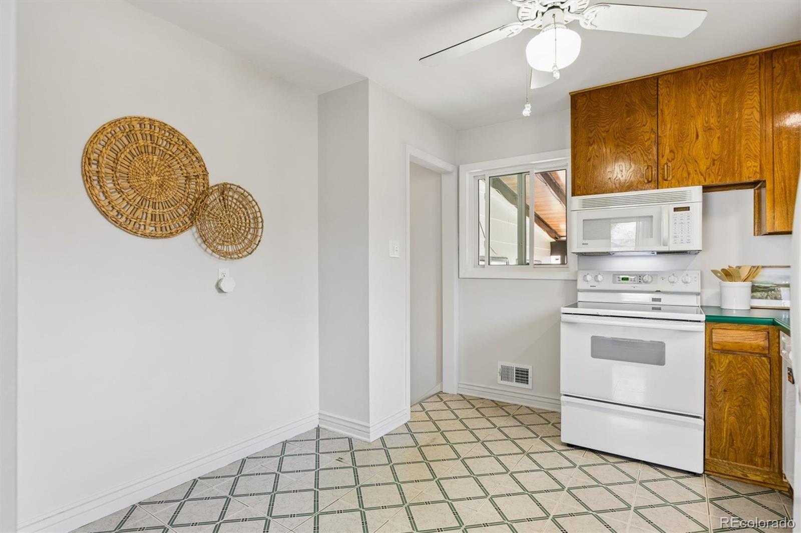 MLS Image #9 for 308  109th place,northglenn, Colorado