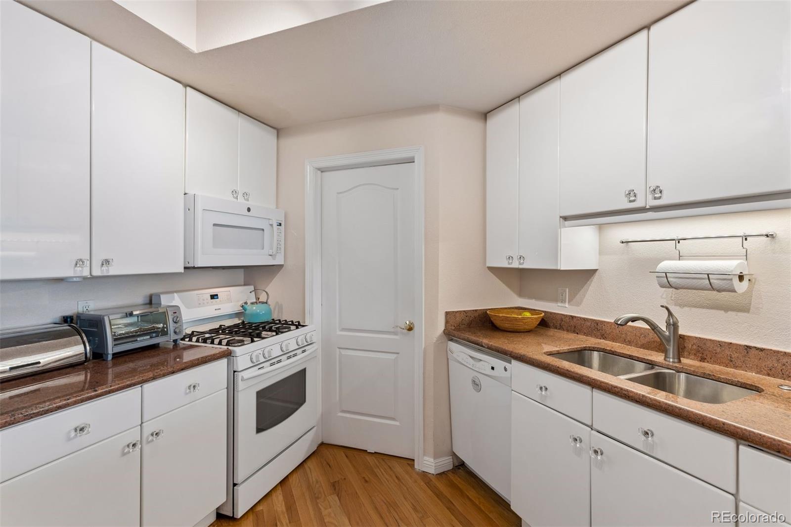MLS Image #6 for 111 s monroe street b102,denver, Colorado