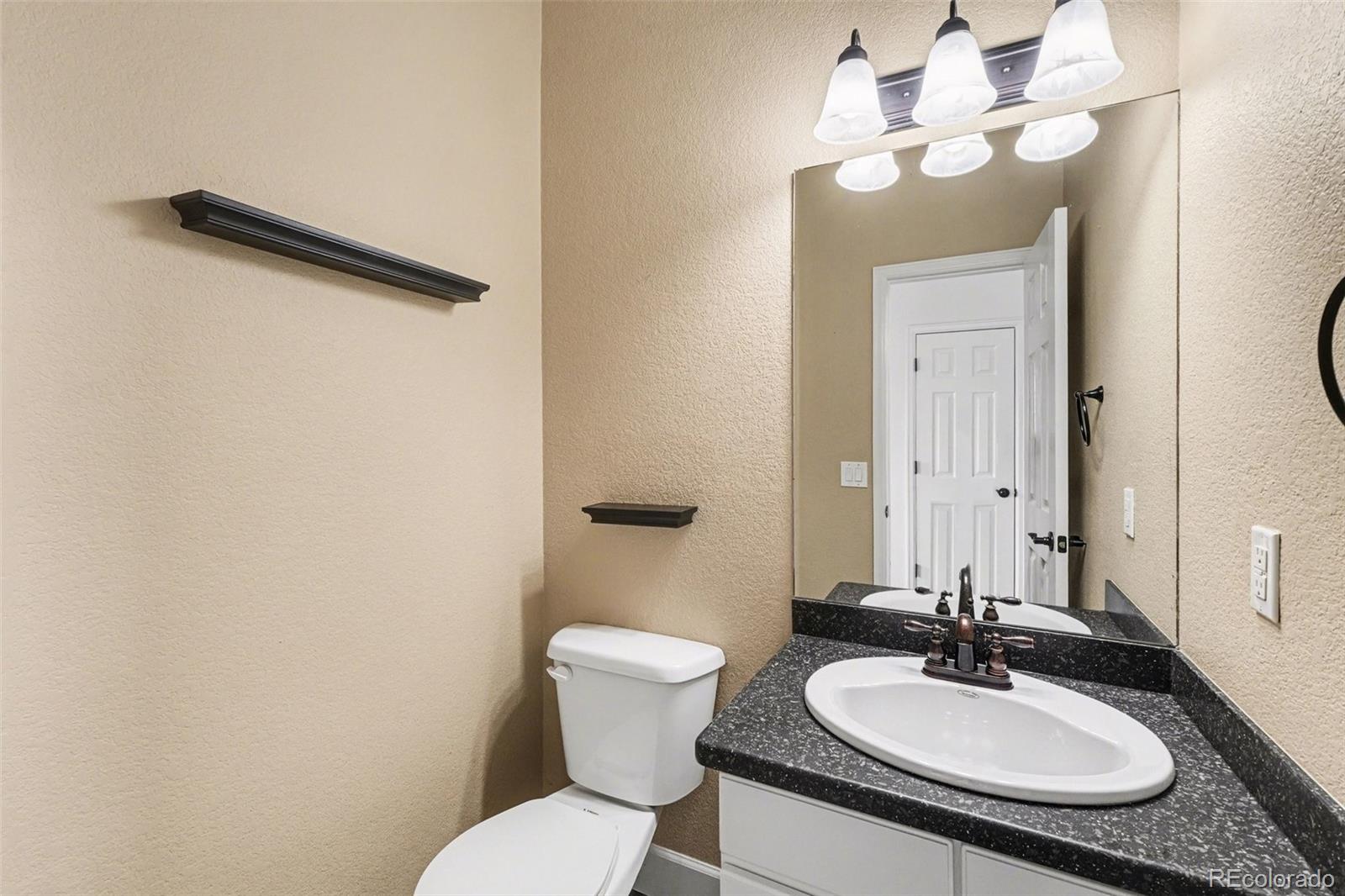 MLS Image #12 for 9737  eagle creek parkway,commerce city, Colorado