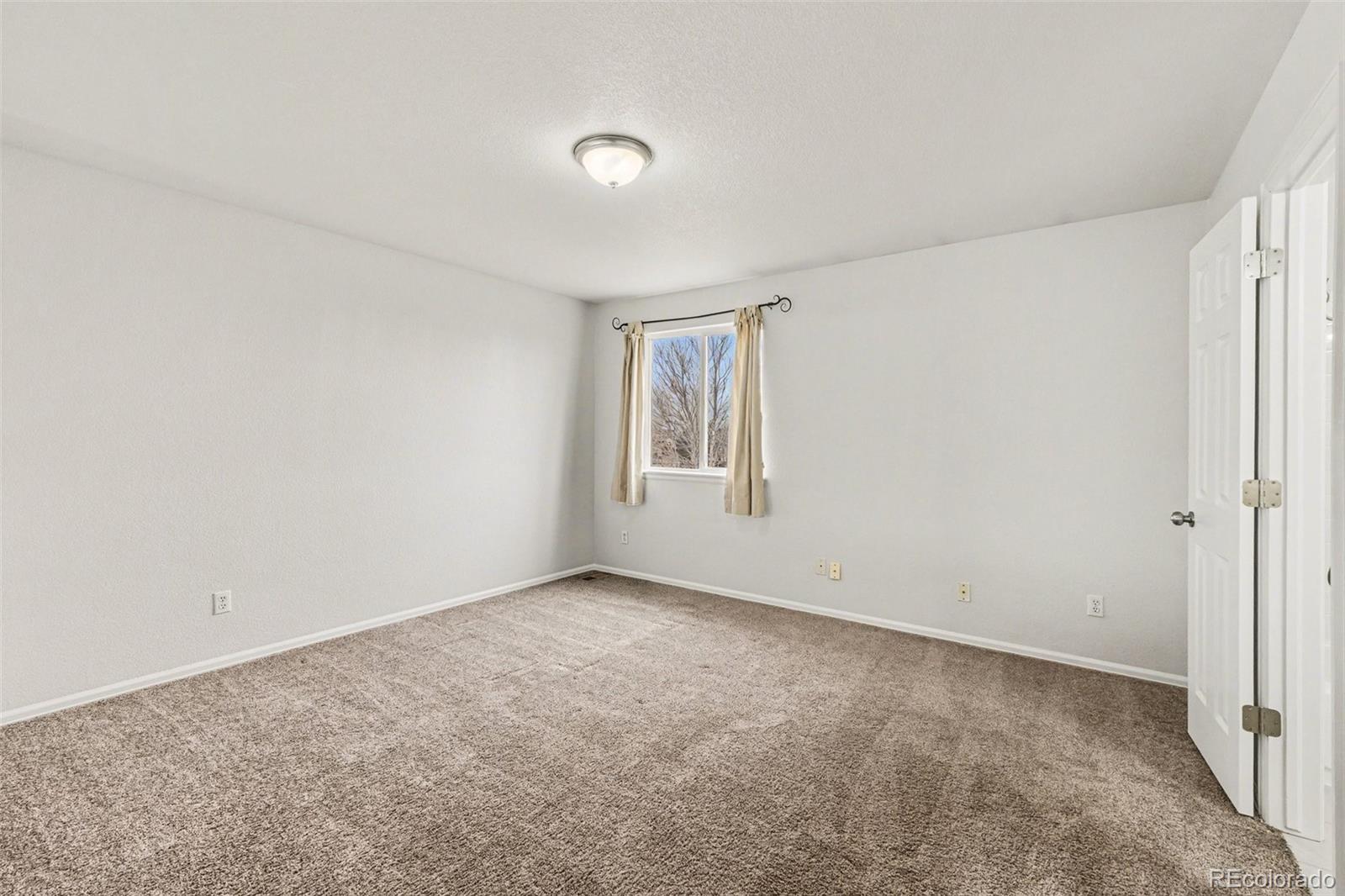 MLS Image #18 for 9737  eagle creek parkway,commerce city, Colorado