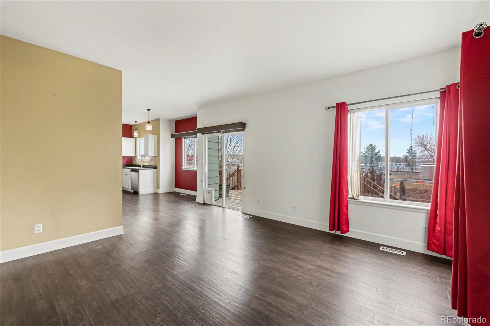 MLS Image #9 for 9737  eagle creek parkway,commerce city, Colorado