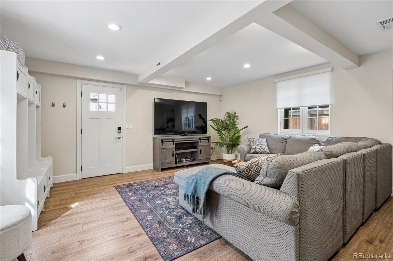 MLS Image #16 for 1745  monaco parkway,denver, Colorado