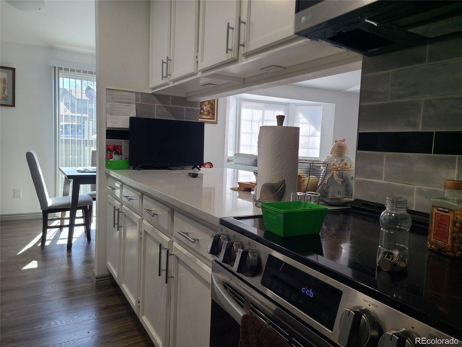 MLS Image #9 for 9133 w cedar drive,lakewood, Colorado