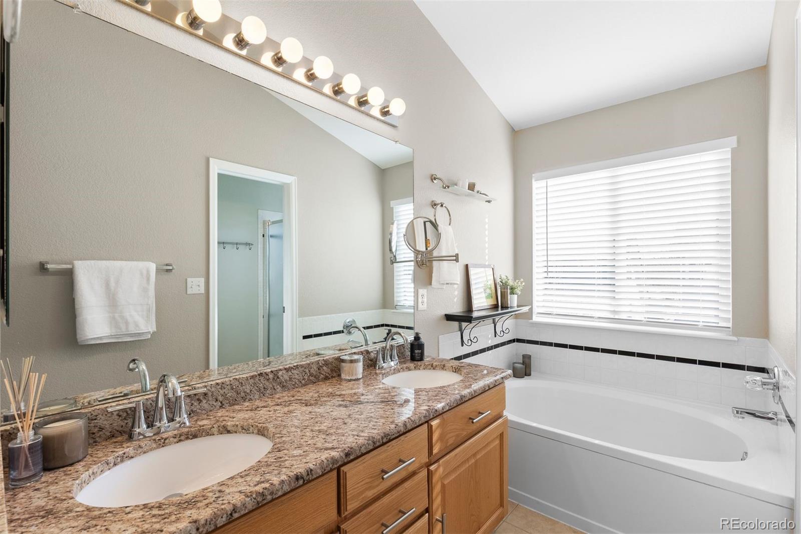 MLS Image #23 for 64 s rosemary street,denver, Colorado
