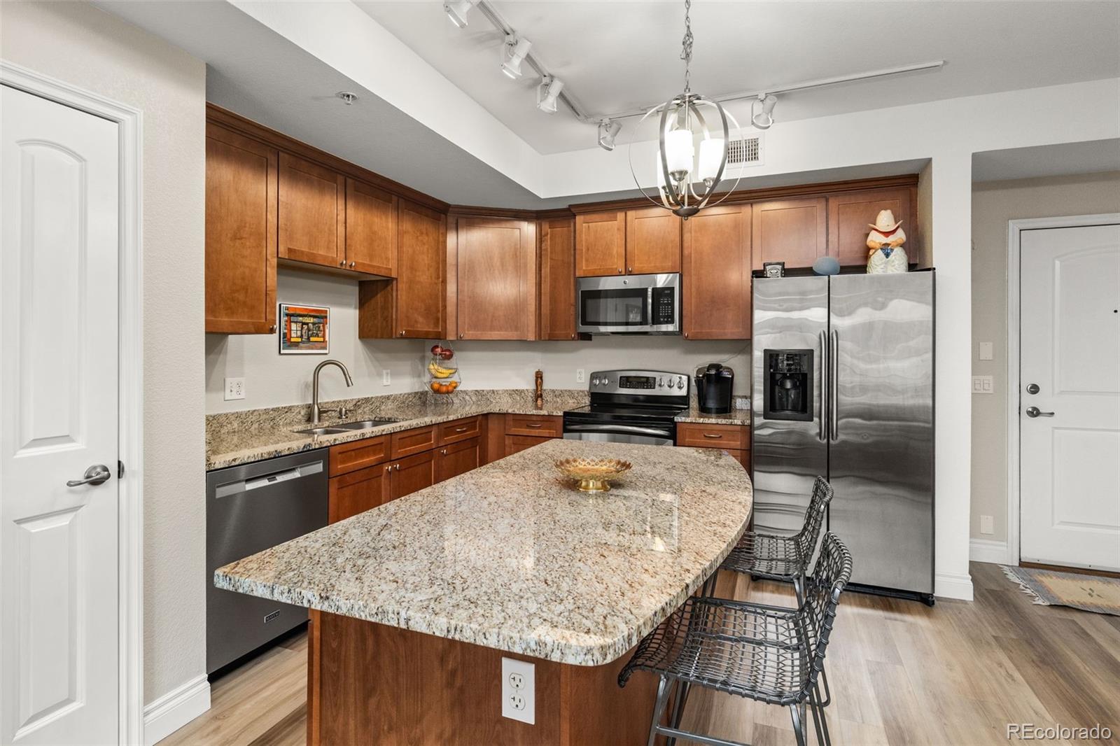MLS Image #16 for 640  11th street 203,golden, Colorado
