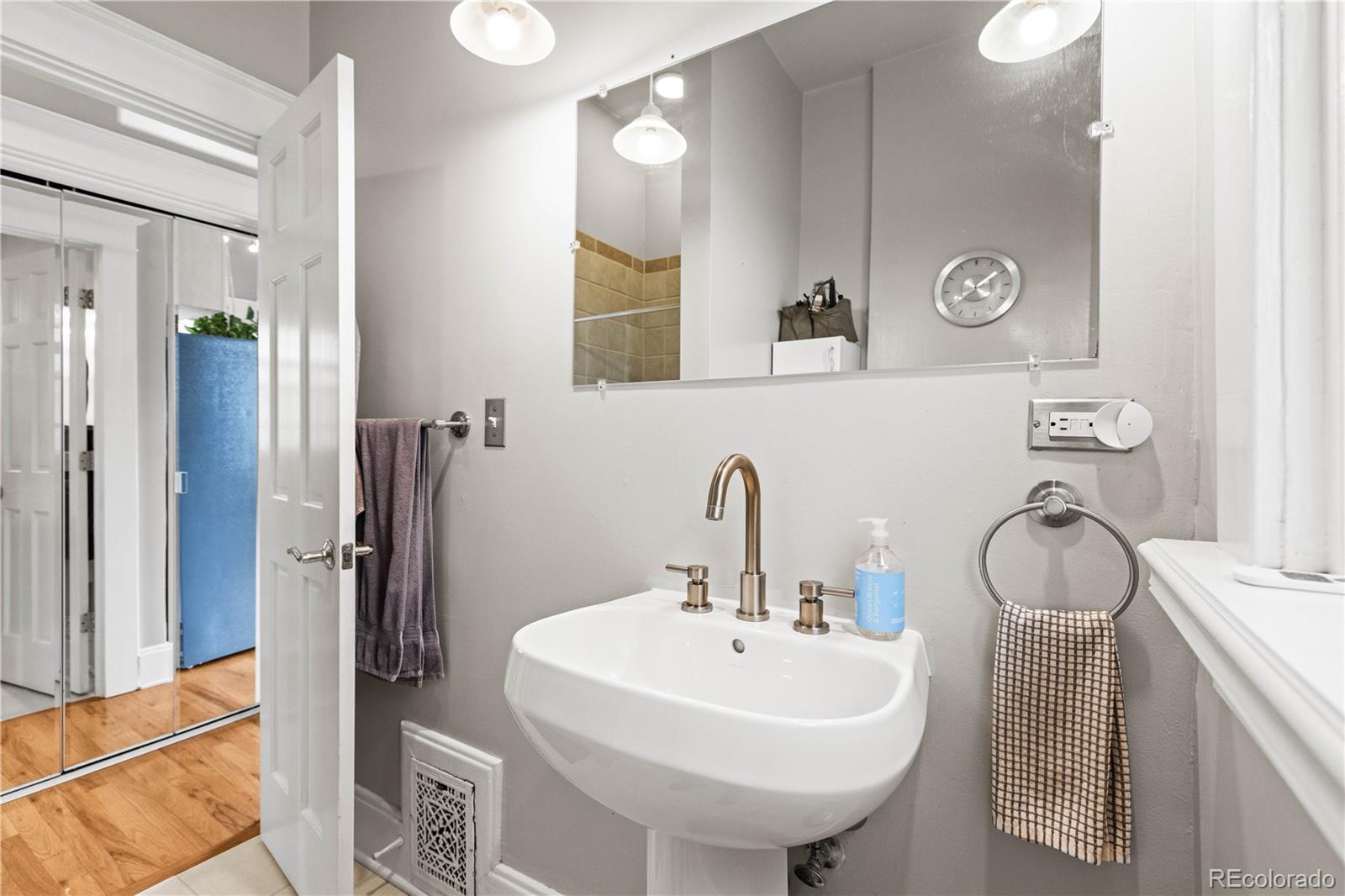 MLS Image #11 for 3416 e 16th avenue,denver, Colorado