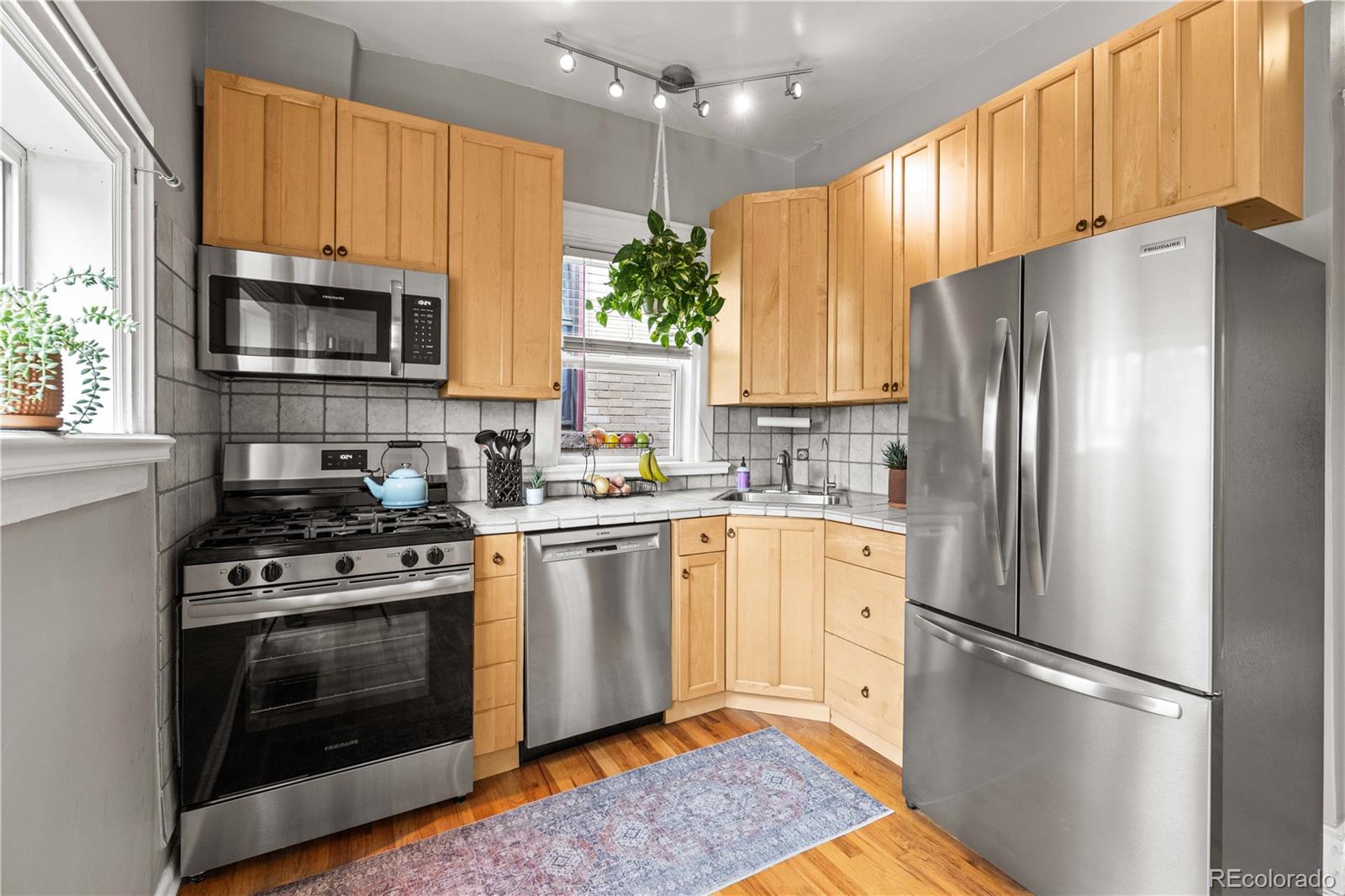 MLS Image #12 for 3416 e 16th avenue,denver, Colorado
