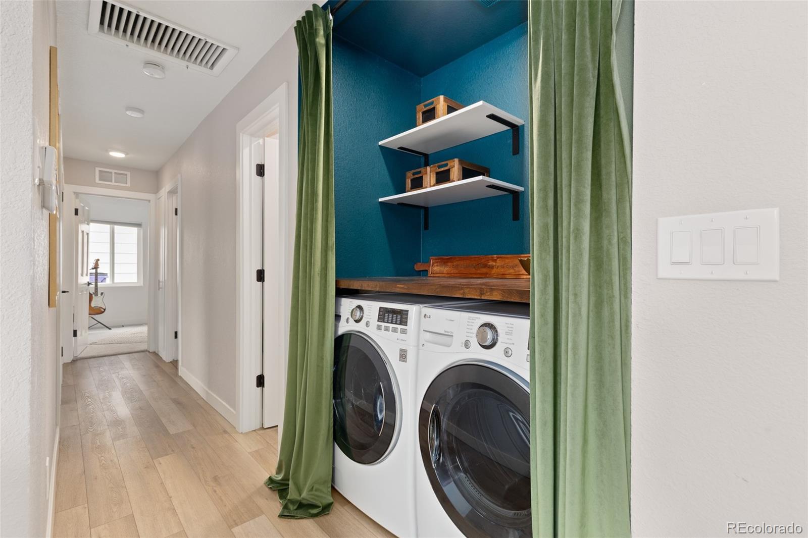 MLS Image #16 for 5231 e dartmouth avenue,denver, Colorado