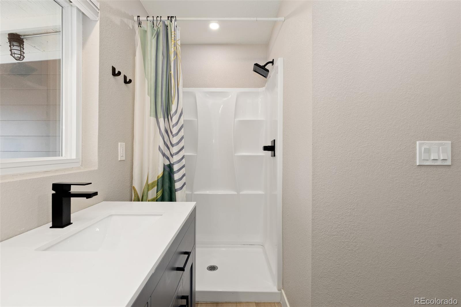 MLS Image #26 for 5231 e dartmouth avenue,denver, Colorado