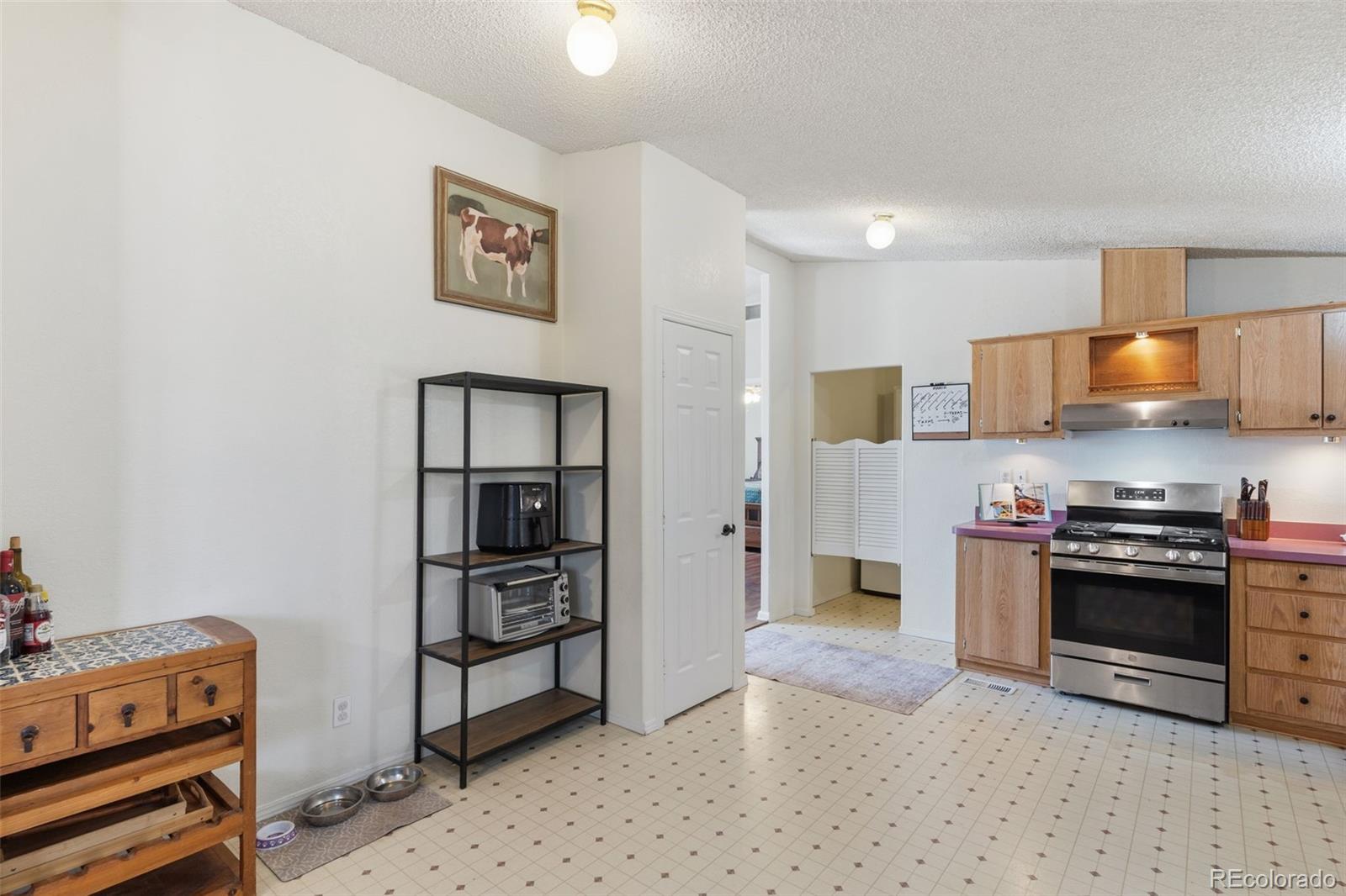 MLS Image #16 for 23760  fleet street,colorado springs, Colorado