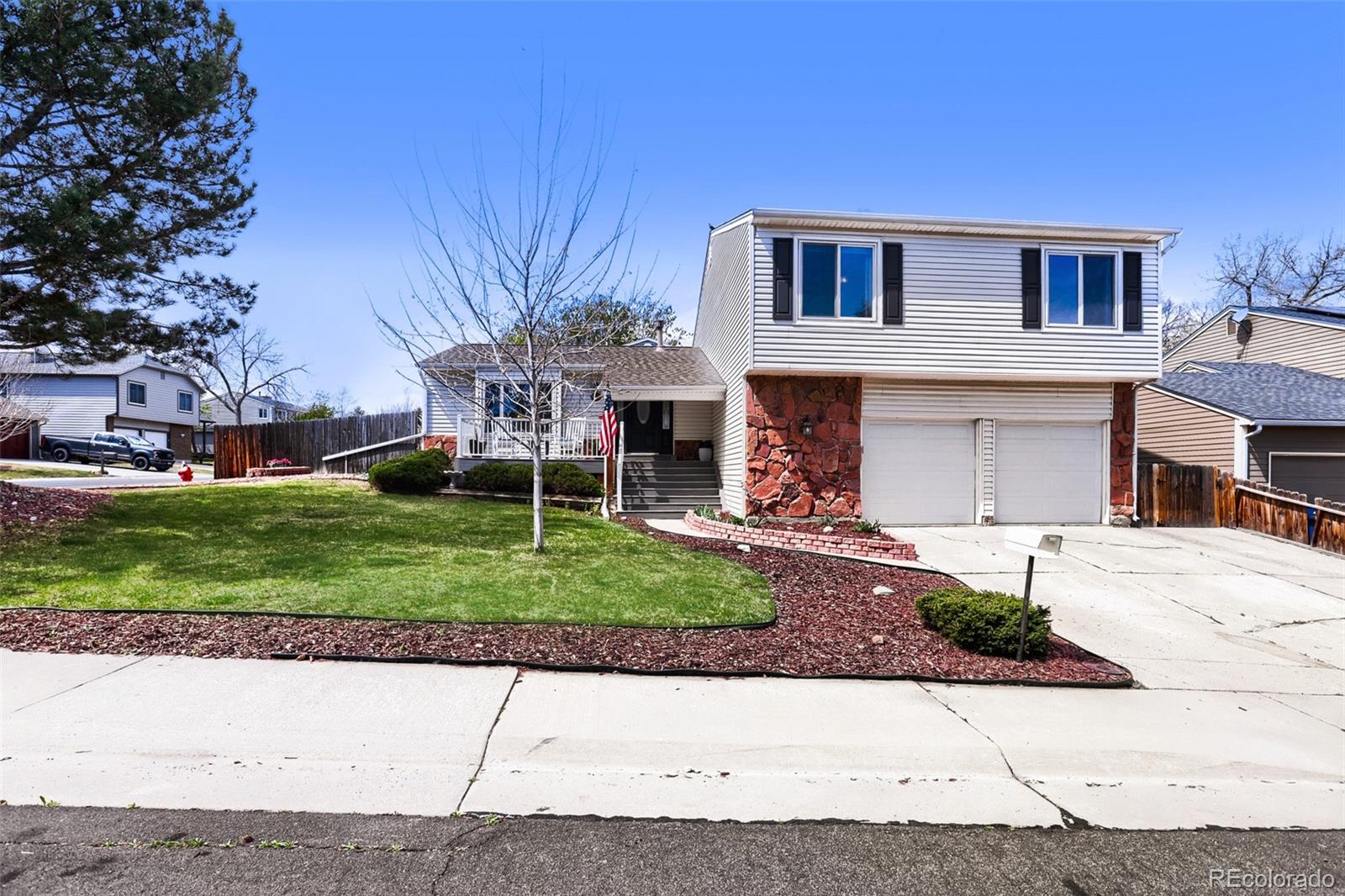 MLS Image #2 for 10021  moore street,broomfield, Colorado