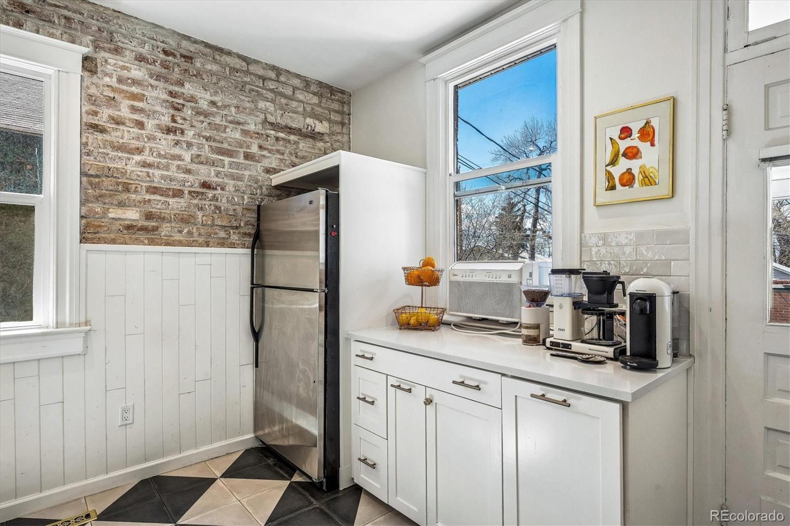 MLS Image #15 for 335 s emerson street,denver, Colorado