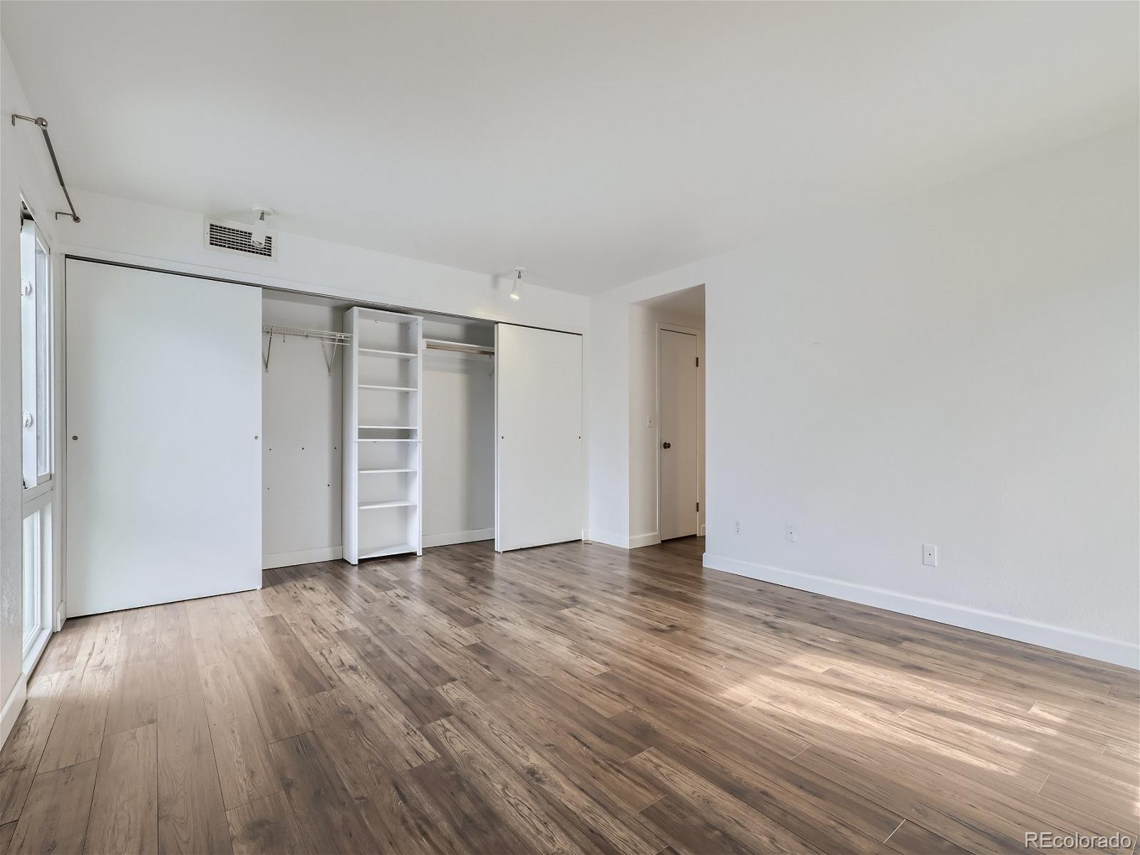MLS Image #15 for 800  pearl street 204,denver, Colorado