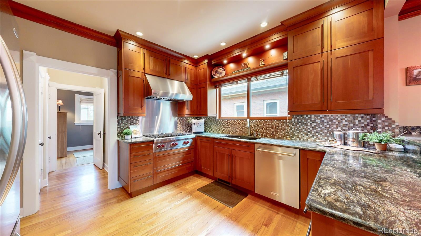 MLS Image #11 for 782  madison street,denver, Colorado