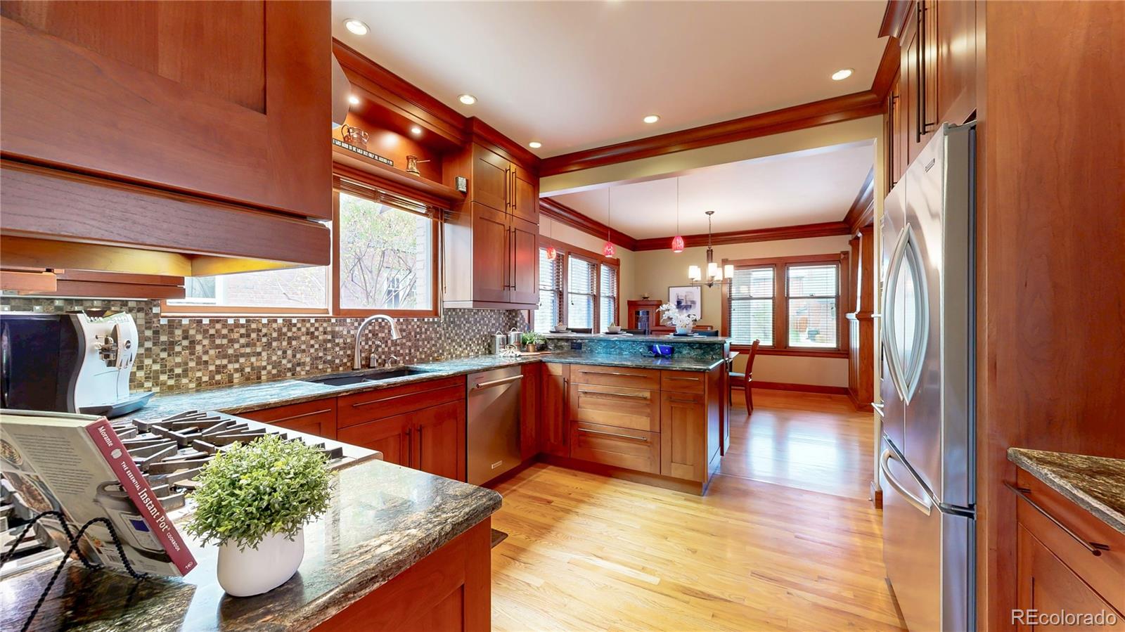 MLS Image #12 for 782  madison street,denver, Colorado