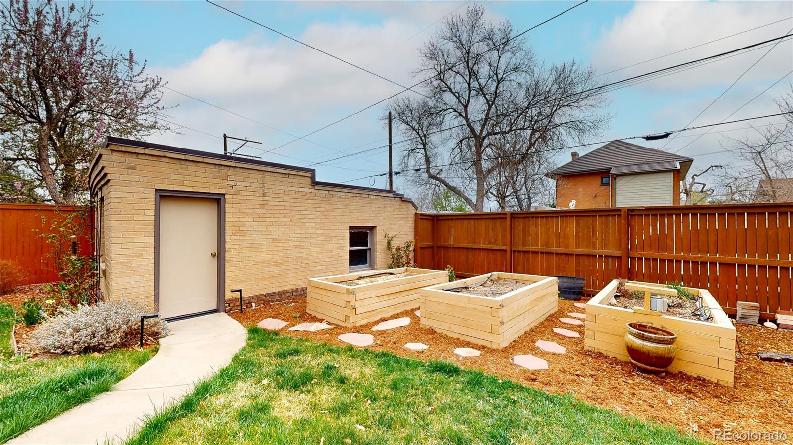 MLS Image #38 for 782  madison street,denver, Colorado