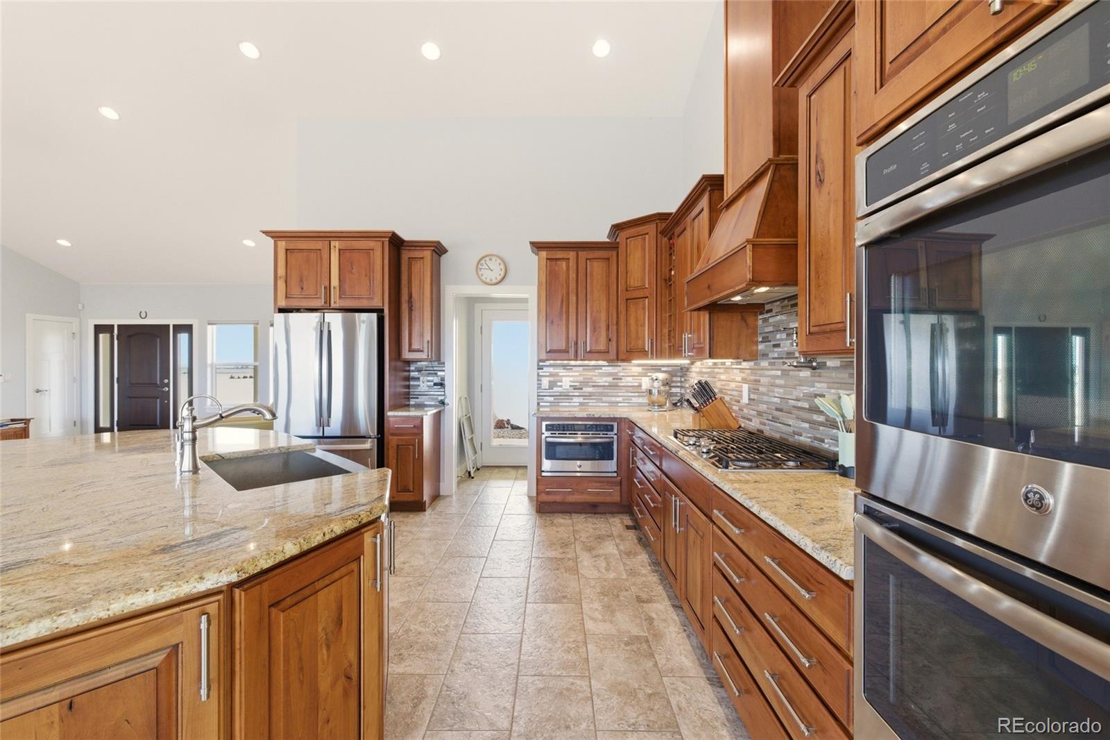 MLS Image #9 for 65206 e mexico place,byers, Colorado
