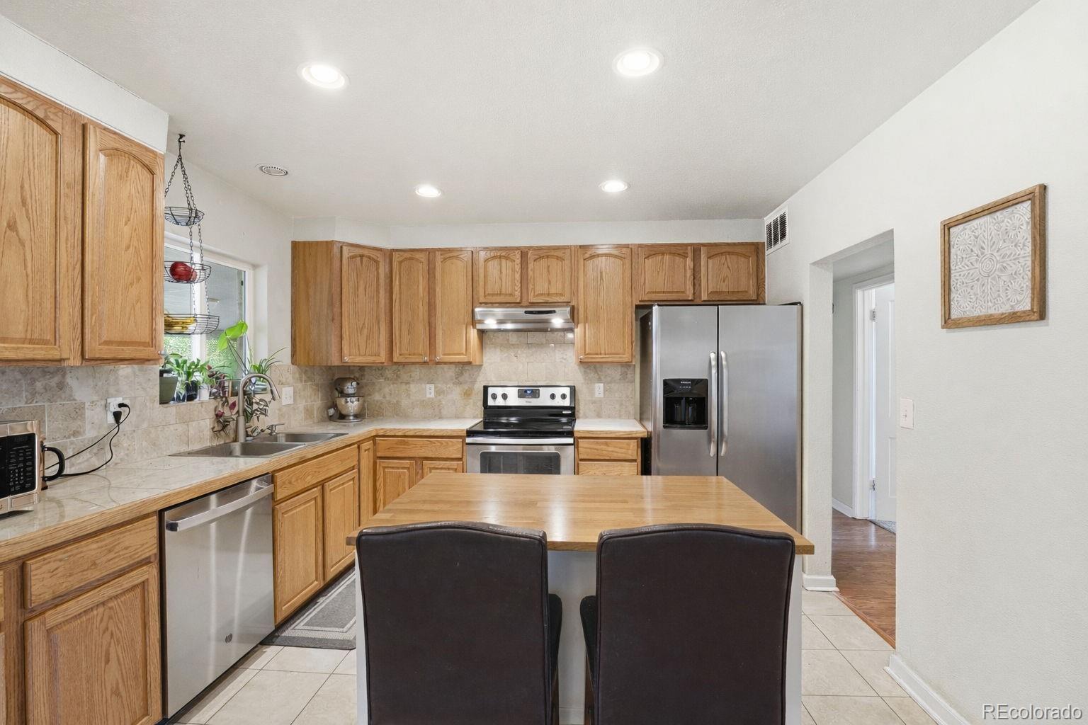 MLS Image #13 for 811  ursula street,aurora, Colorado