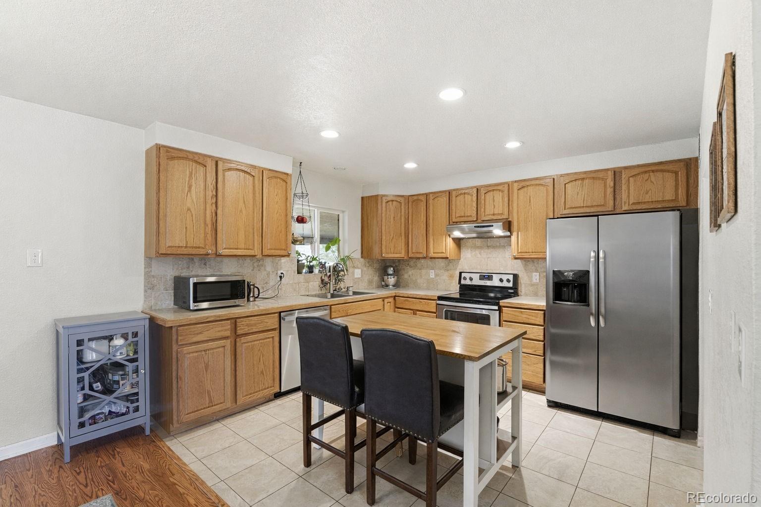MLS Image #14 for 811  ursula street,aurora, Colorado