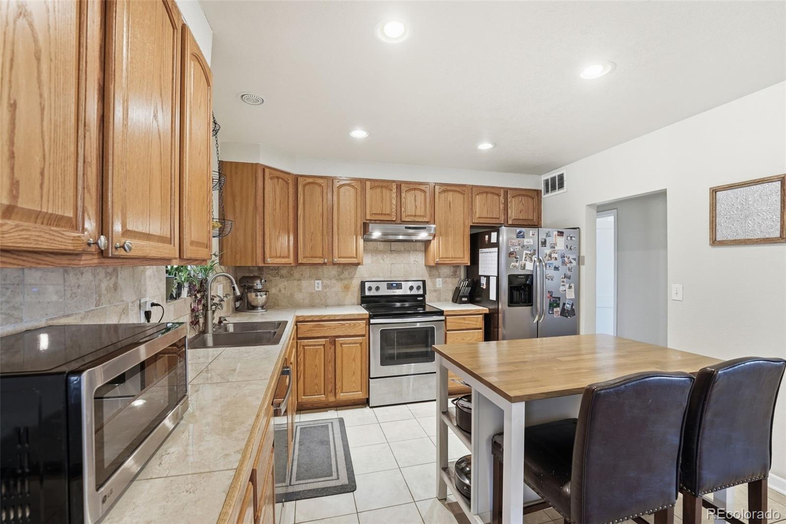 MLS Image #15 for 811  ursula street,aurora, Colorado