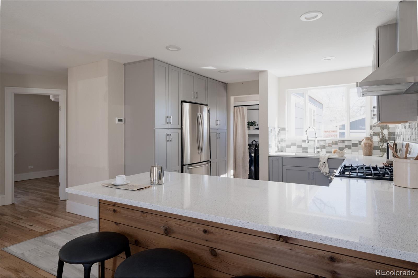 MLS Image #13 for 4670  beach court,denver, Colorado
