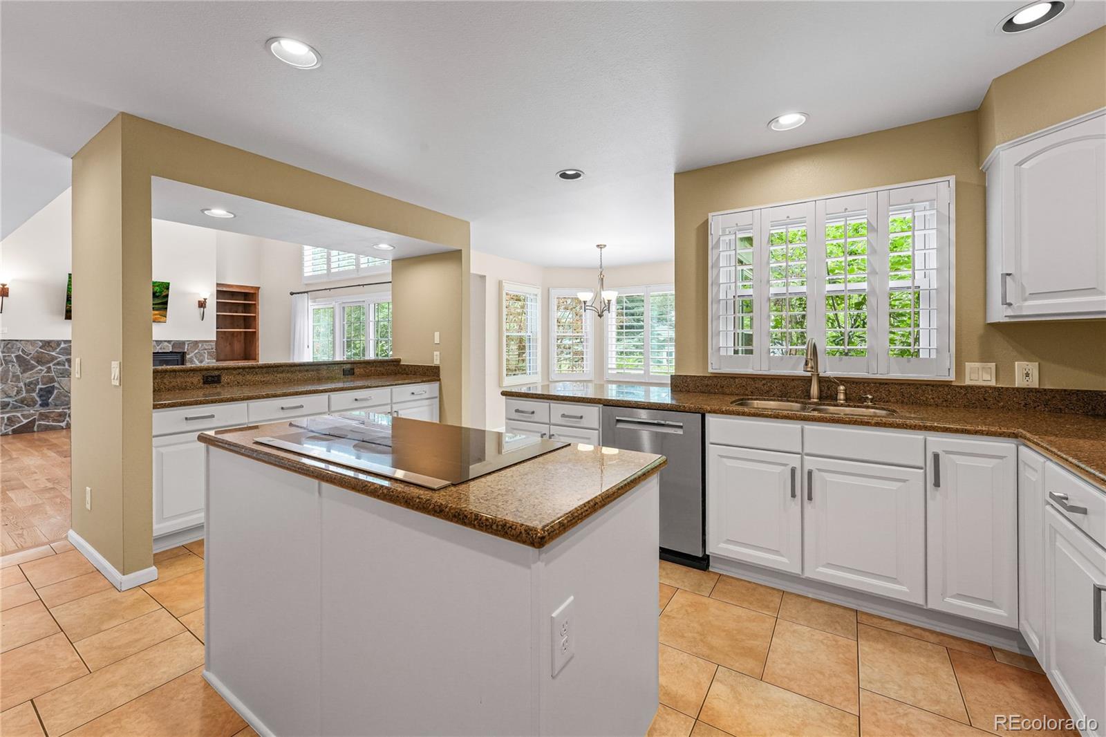 MLS Image #7 for 6129 s moline way,englewood, Colorado