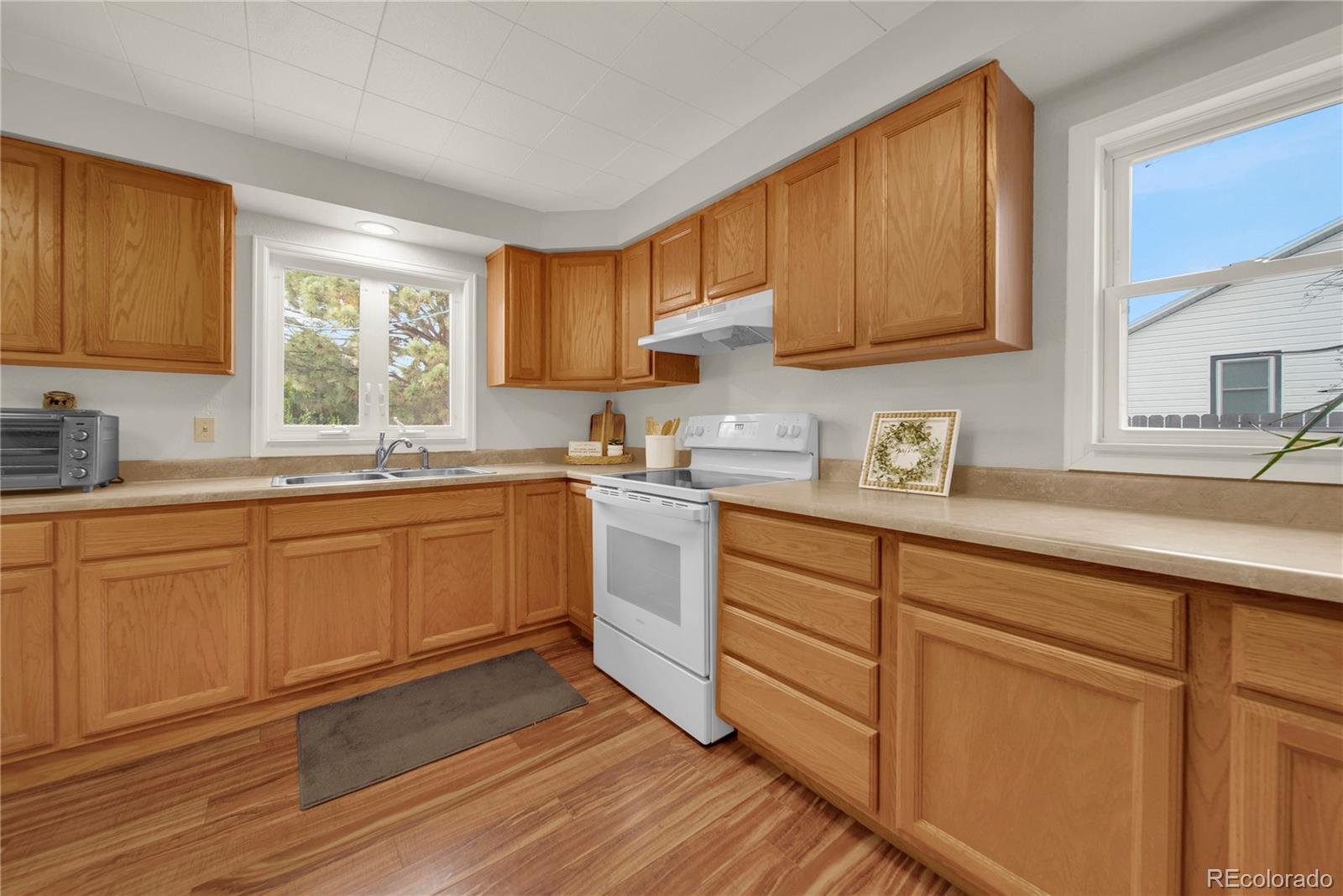 MLS Image #10 for 475 w 5th street,akron, Colorado