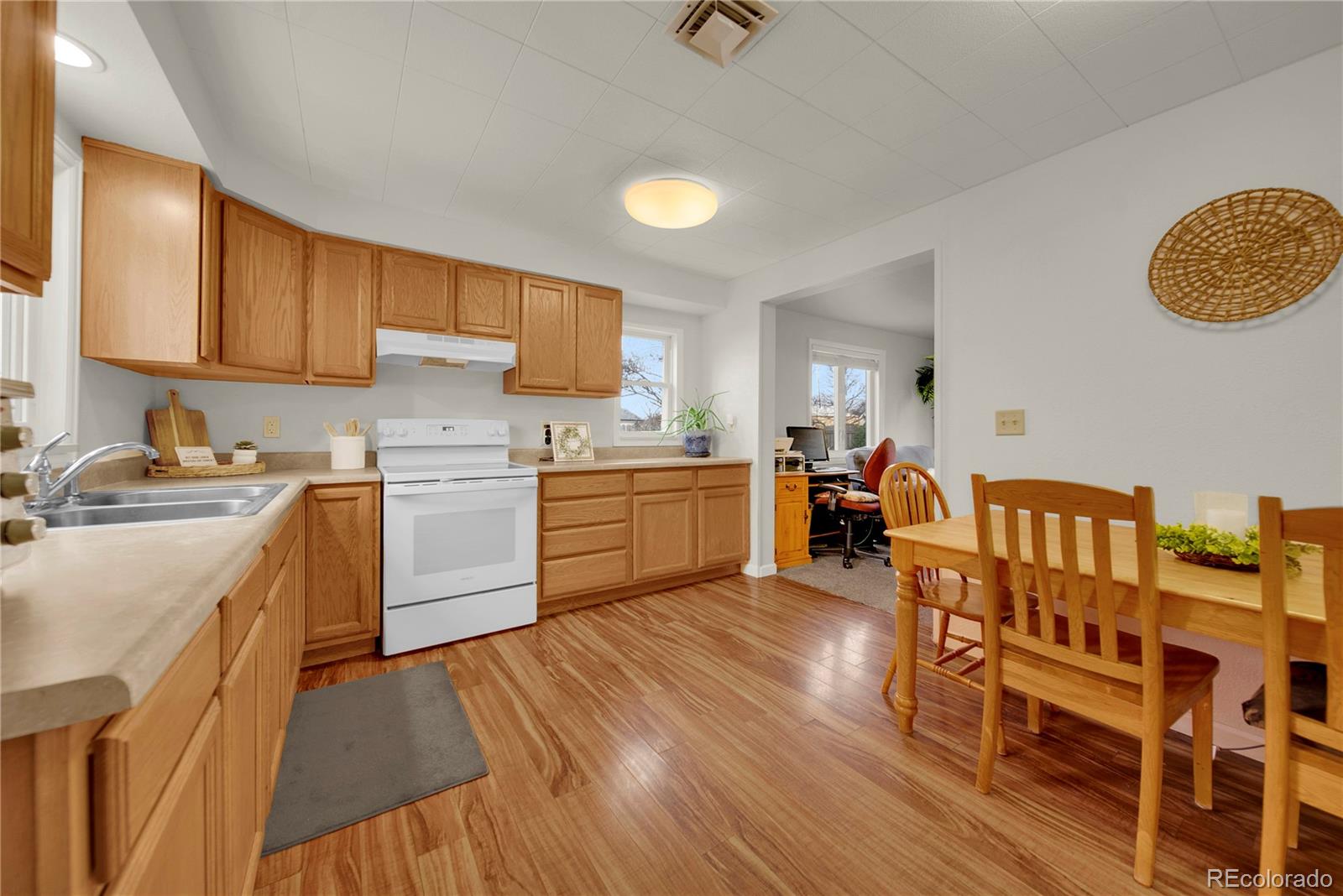 MLS Image #8 for 475 w 5th street,akron, Colorado