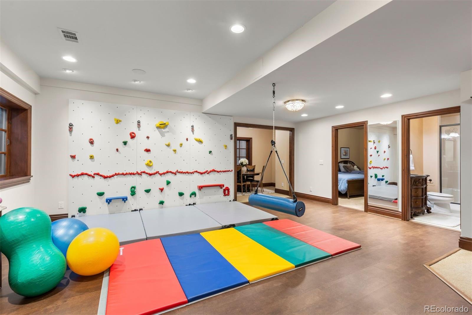MLS Image #38 for 7800 e 6th avenue,denver, Colorado