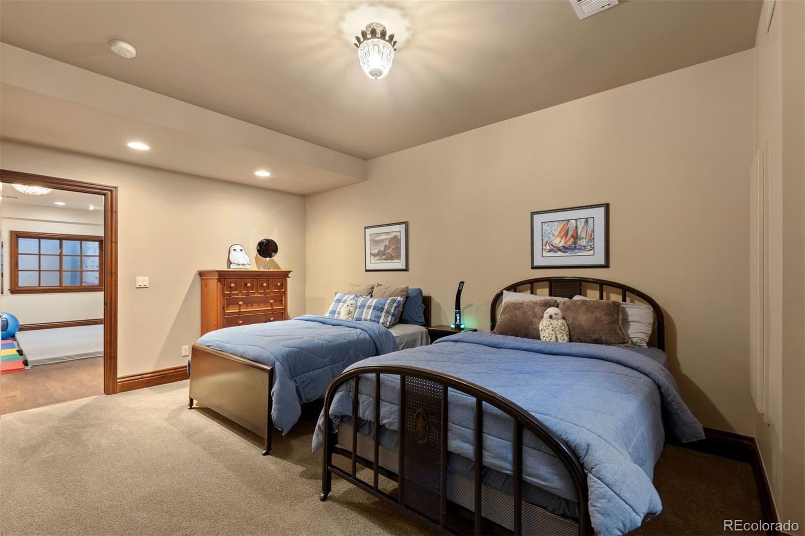 MLS Image #39 for 7800 e 6th avenue,denver, Colorado