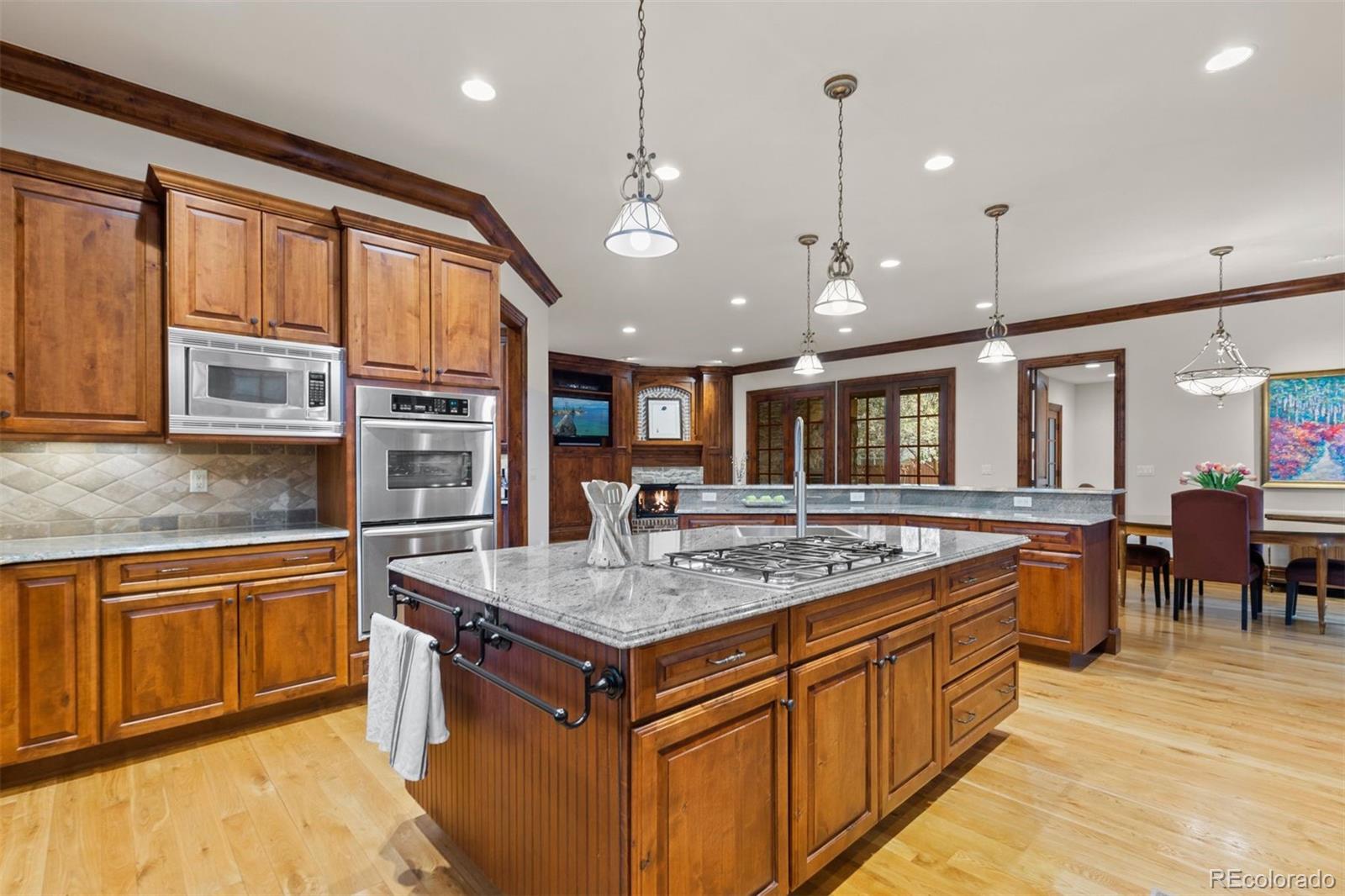 MLS Image #6 for 7800 e 6th avenue,denver, Colorado