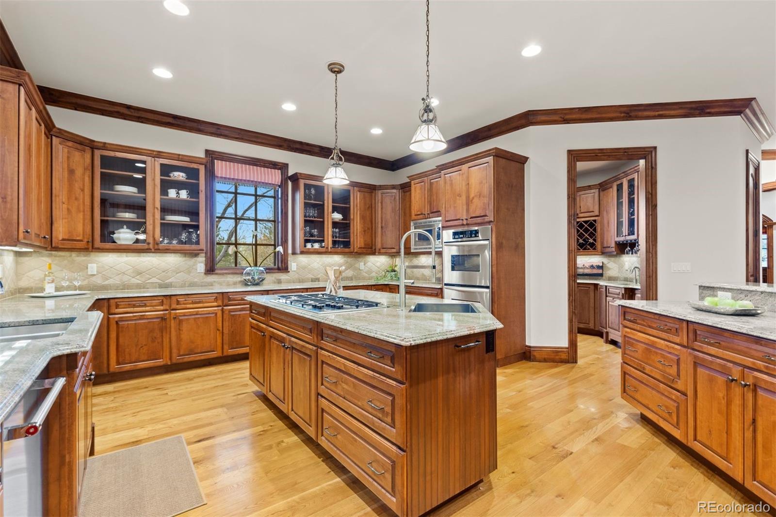 MLS Image #8 for 7800 e 6th avenue,denver, Colorado