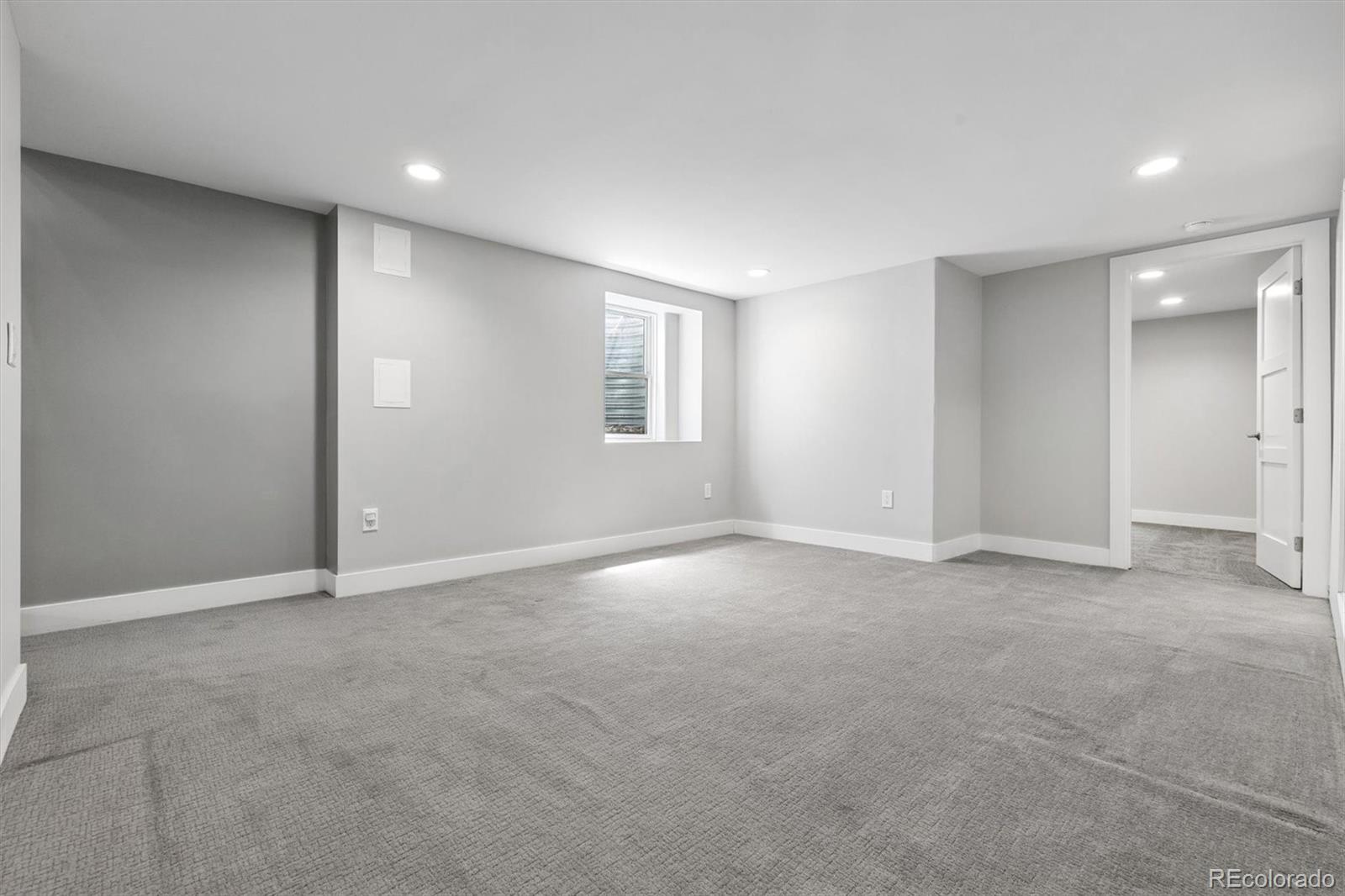 MLS Image #33 for 895 s glencoe street,denver, Colorado