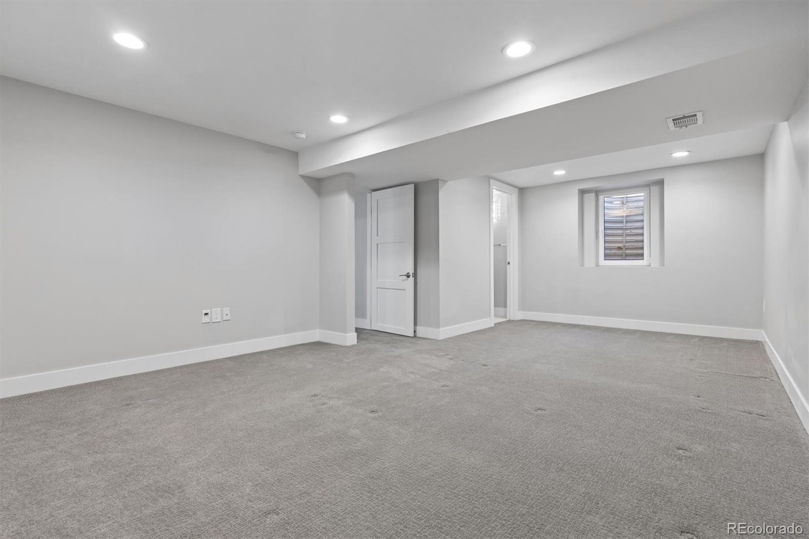 MLS Image #35 for 895 s glencoe street,denver, Colorado