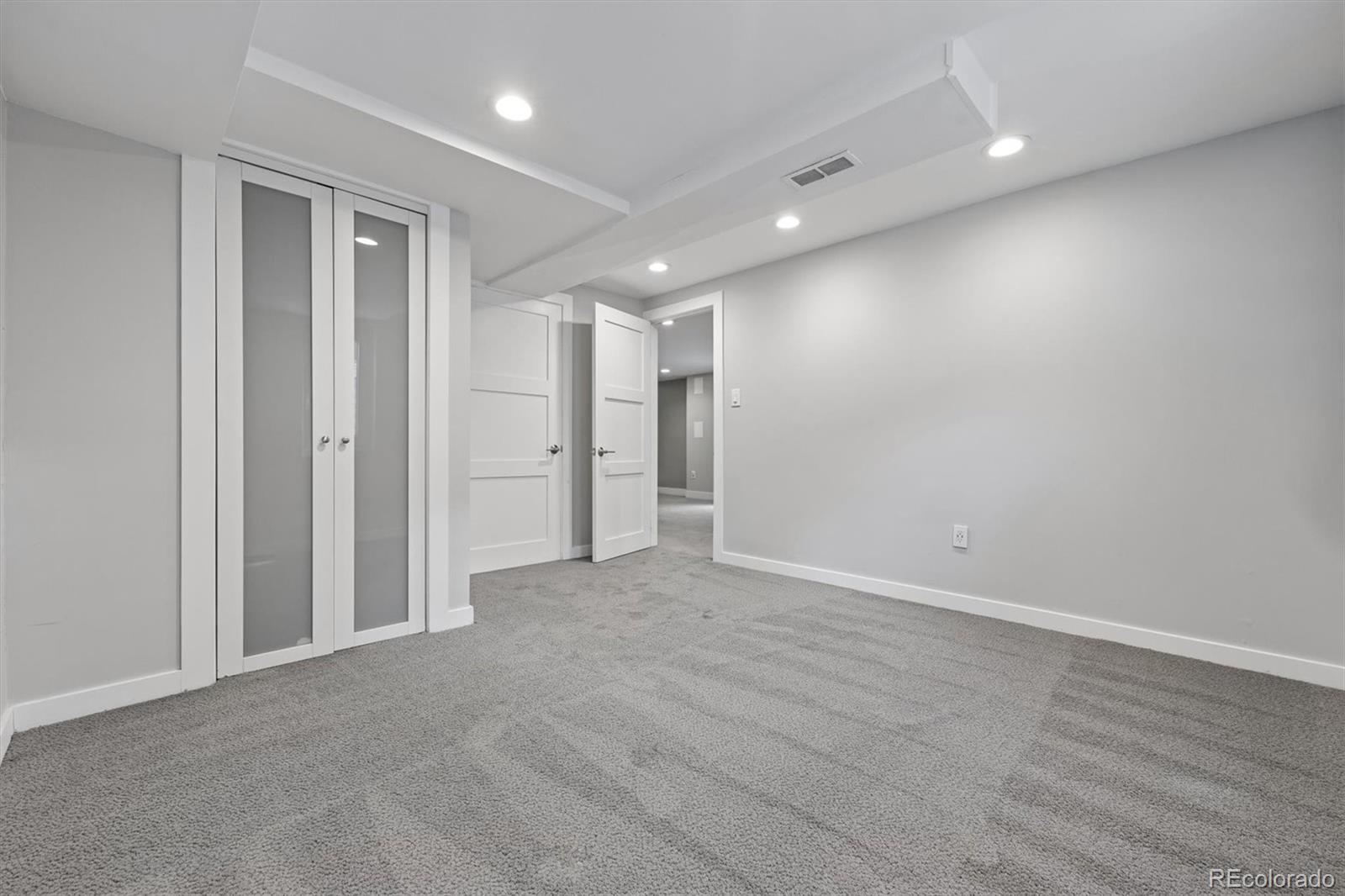 MLS Image #36 for 895 s glencoe street,denver, Colorado