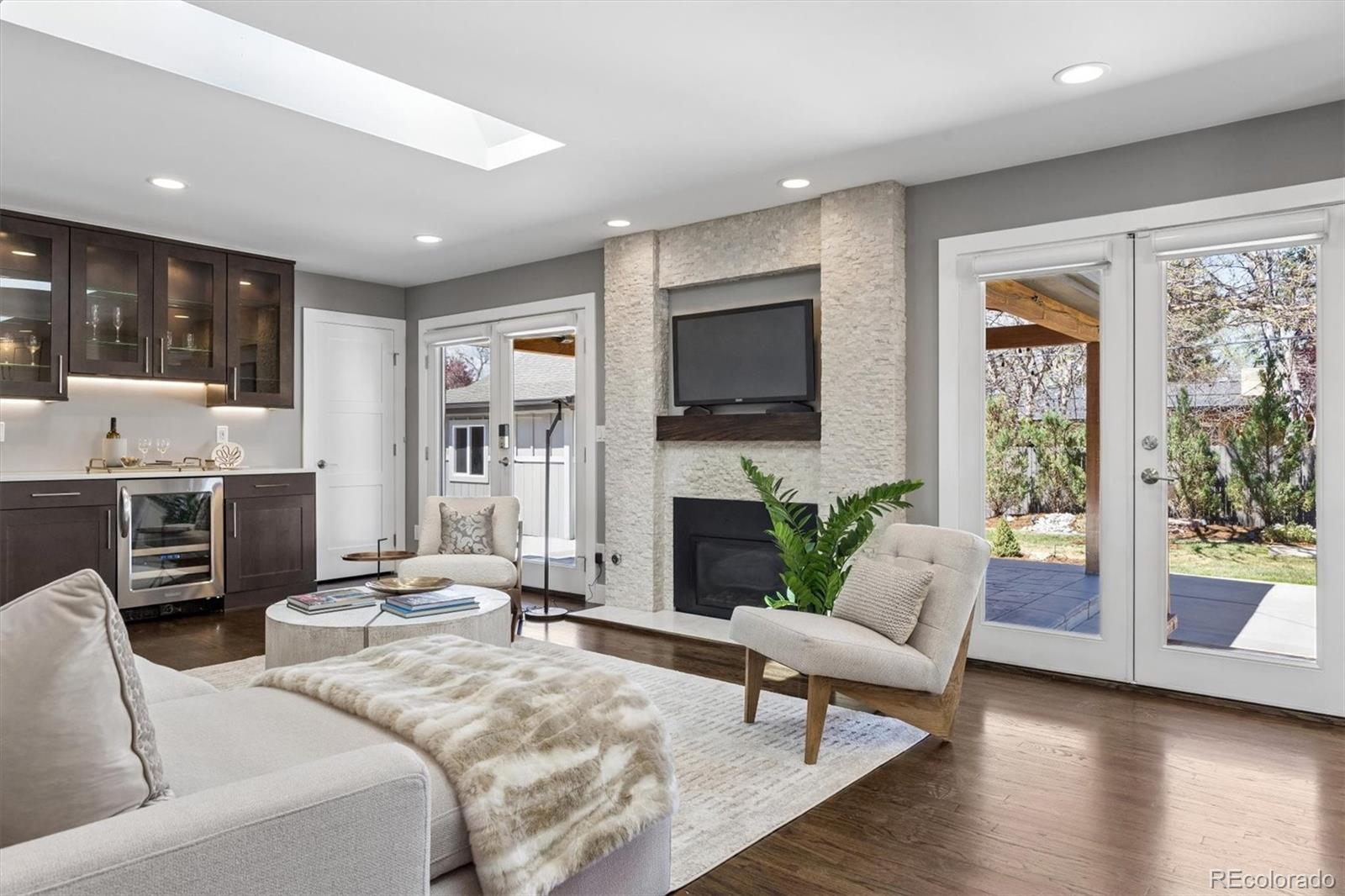 MLS Image #4 for 895 s glencoe street,denver, Colorado